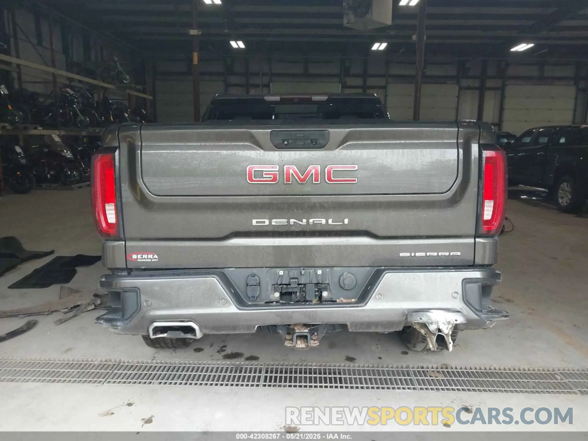16 Photograph of a damaged car 1GTU9FEL3KZ174902 GMC SIERRA 1500 2019