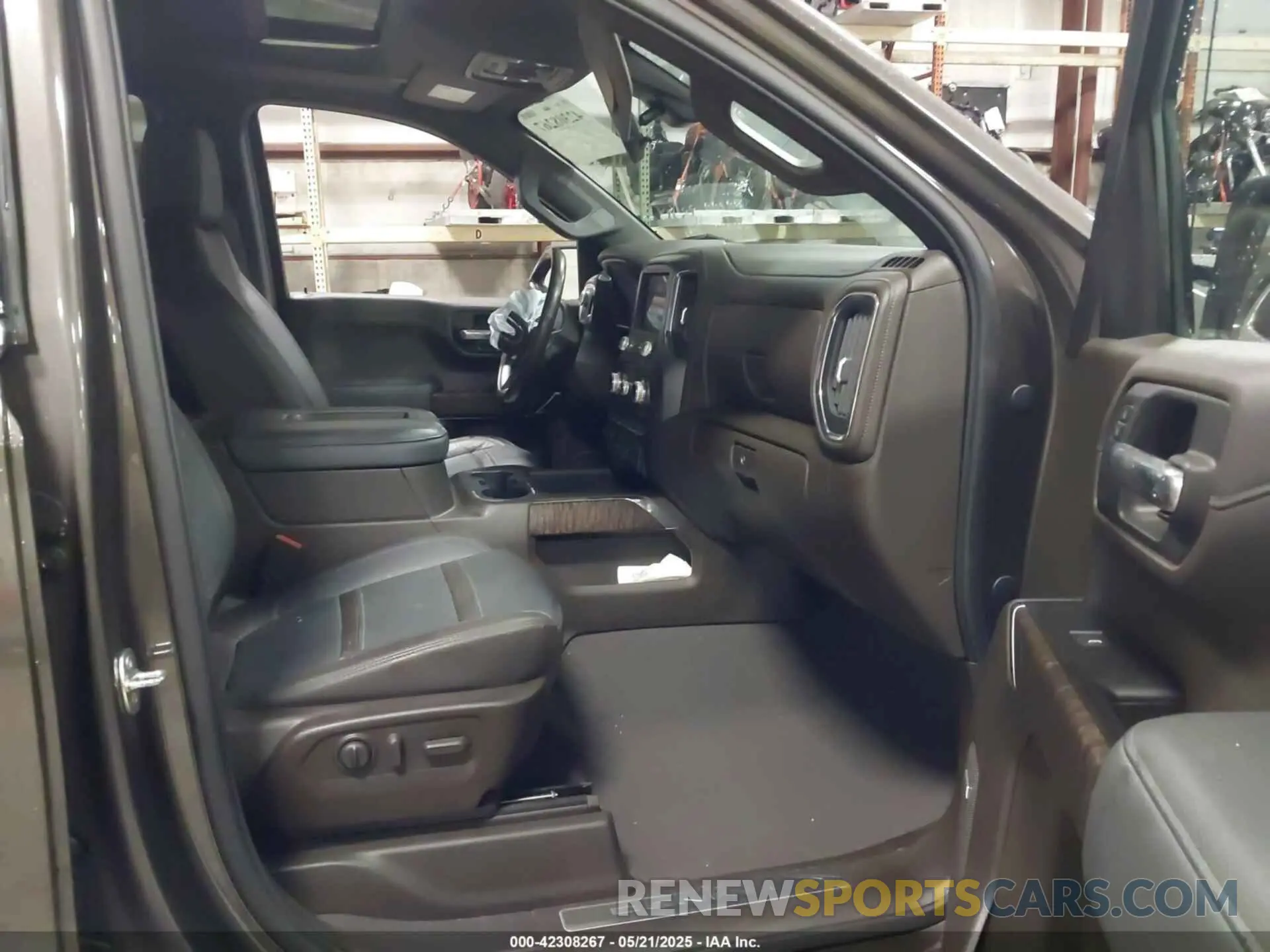 5 Photograph of a damaged car 1GTU9FEL3KZ174902 GMC SIERRA 1500 2019
