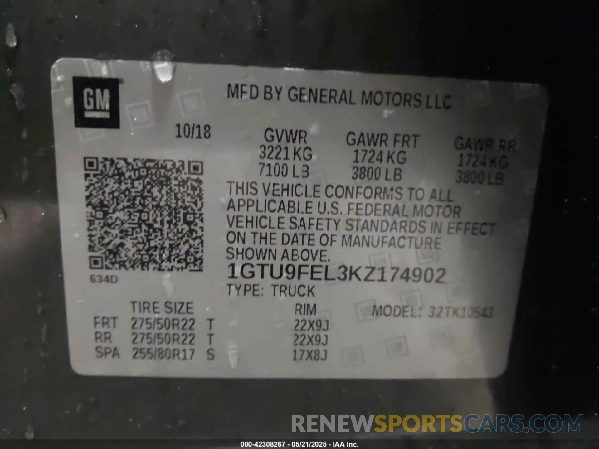 9 Photograph of a damaged car 1GTU9FEL3KZ174902 GMC SIERRA 1500 2019
