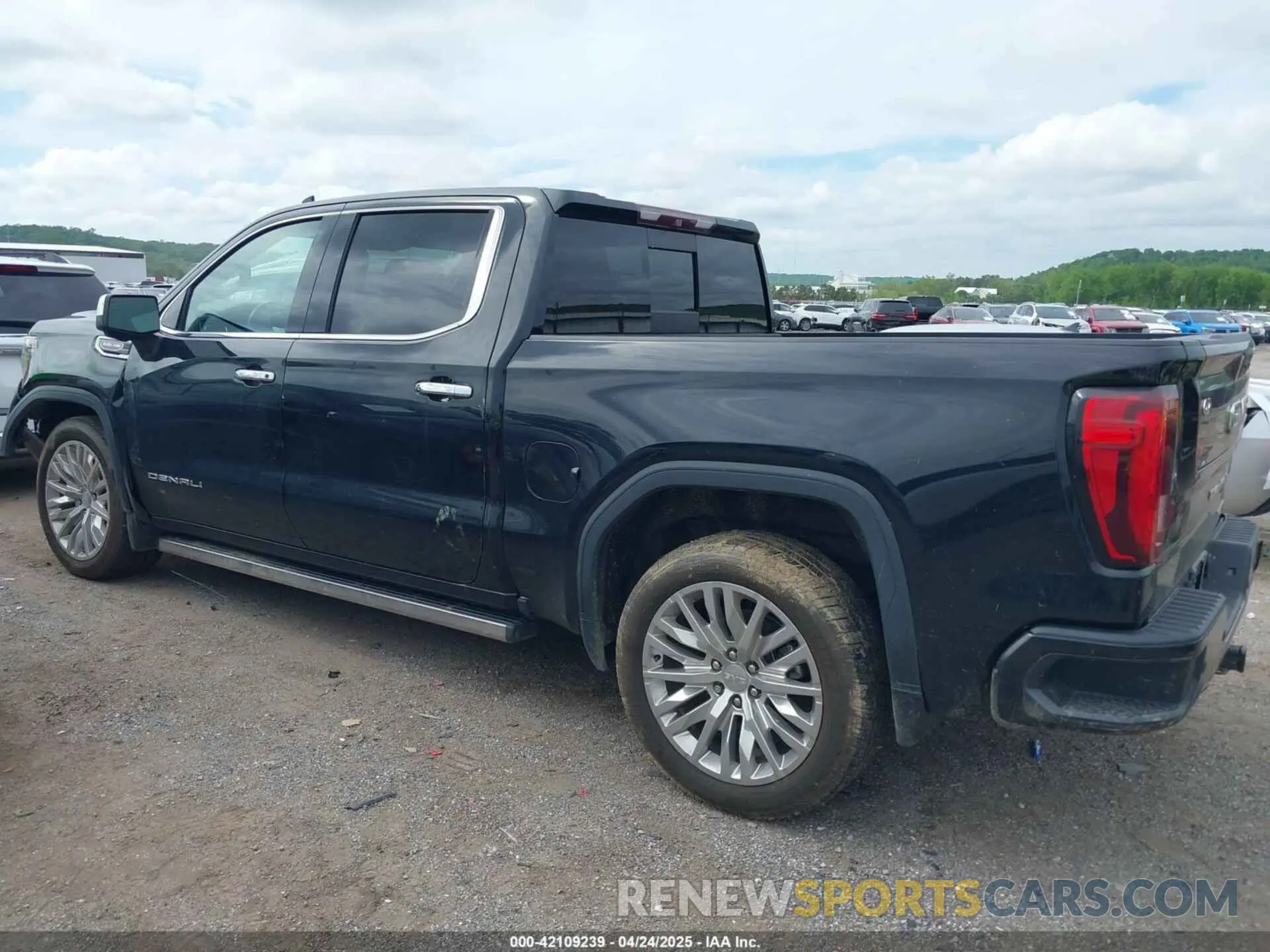 3 Photograph of a damaged car 1GTU9FEL4KZ101750 GMC SIERRA 1500 2019
