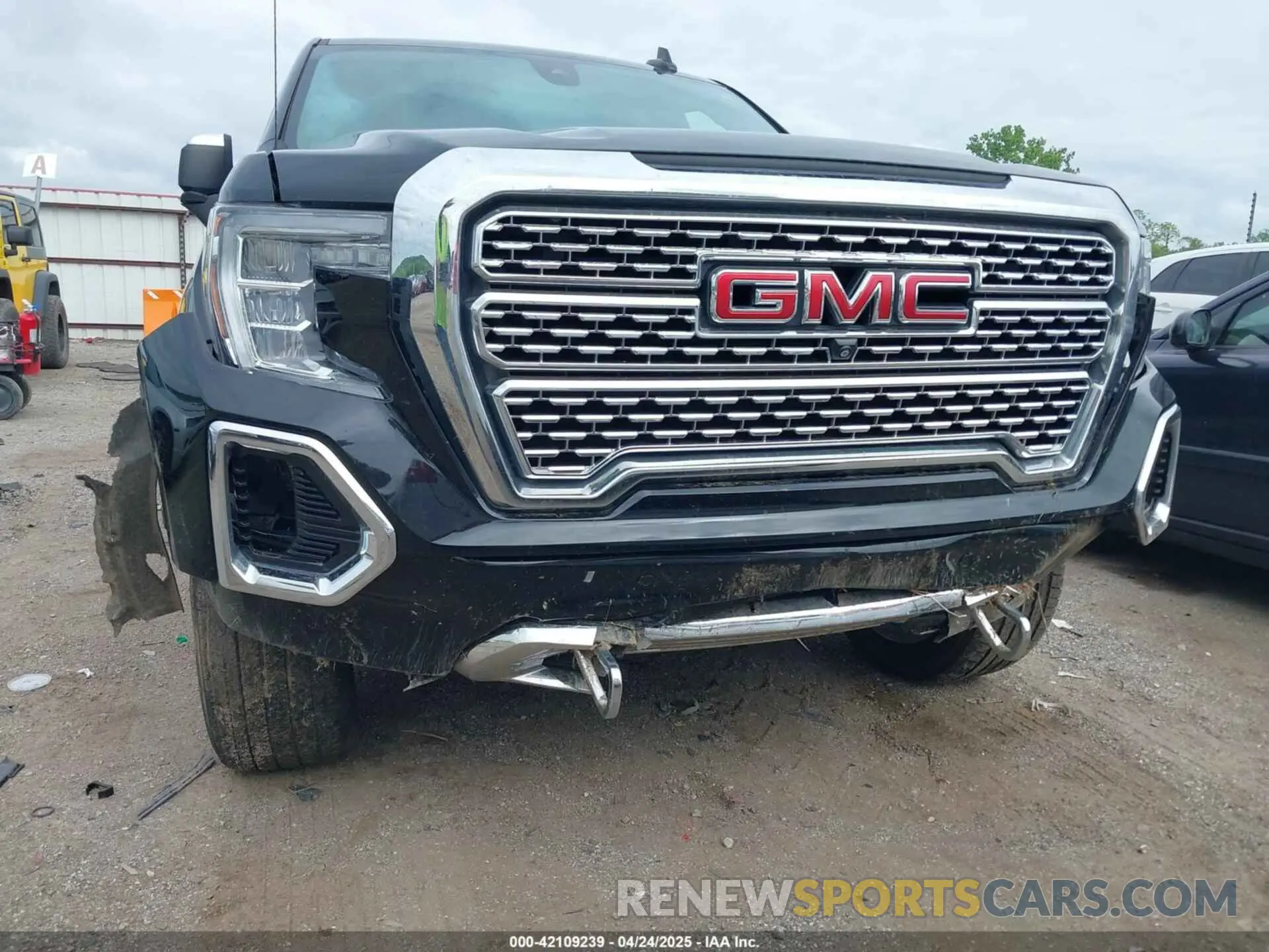 6 Photograph of a damaged car 1GTU9FEL4KZ101750 GMC SIERRA 1500 2019