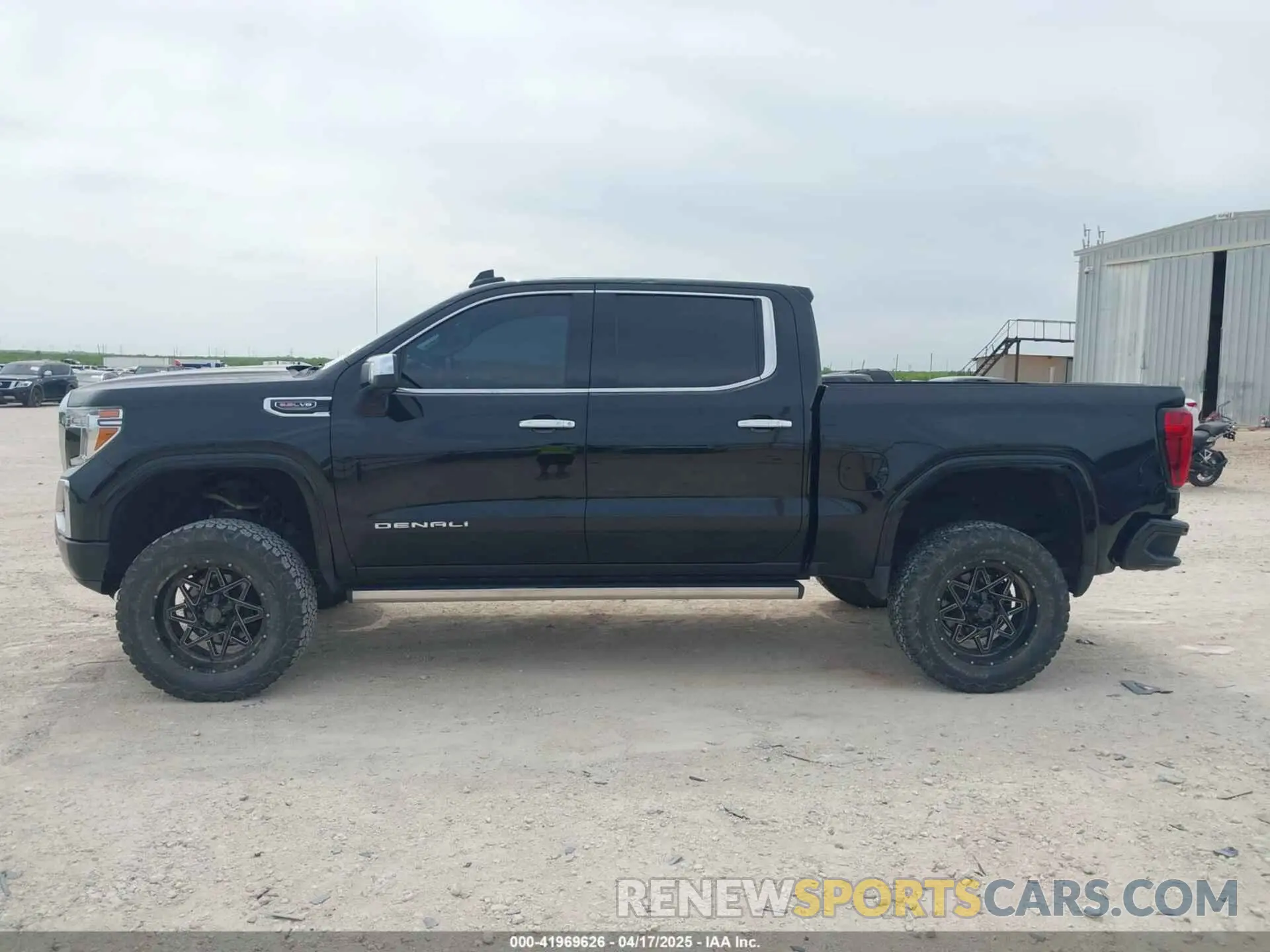 14 Photograph of a damaged car 1GTU9FEL7KZ107204 GMC SIERRA 1500 2019