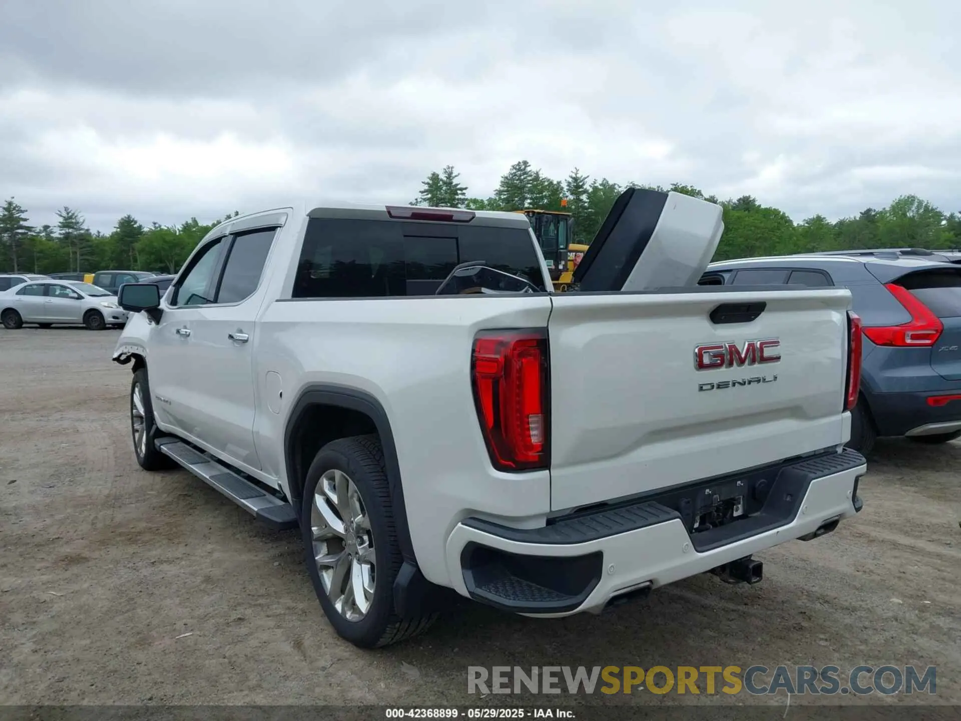 3 Photograph of a damaged car 1GTU9FEL7KZ257183 GMC SIERRA 1500 2019