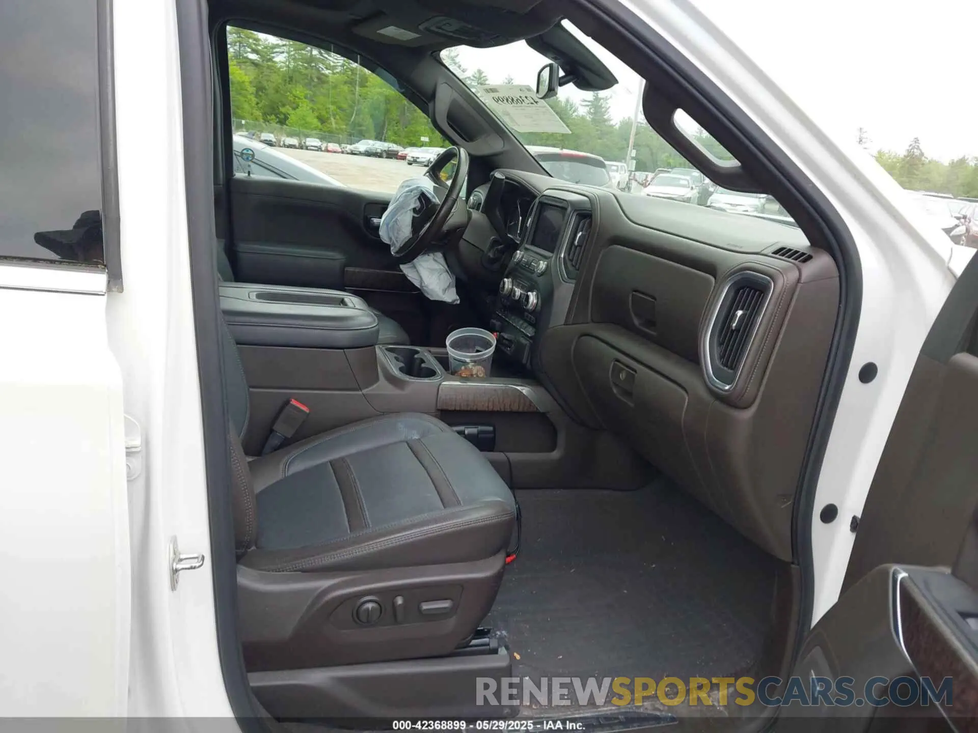 5 Photograph of a damaged car 1GTU9FEL7KZ257183 GMC SIERRA 1500 2019