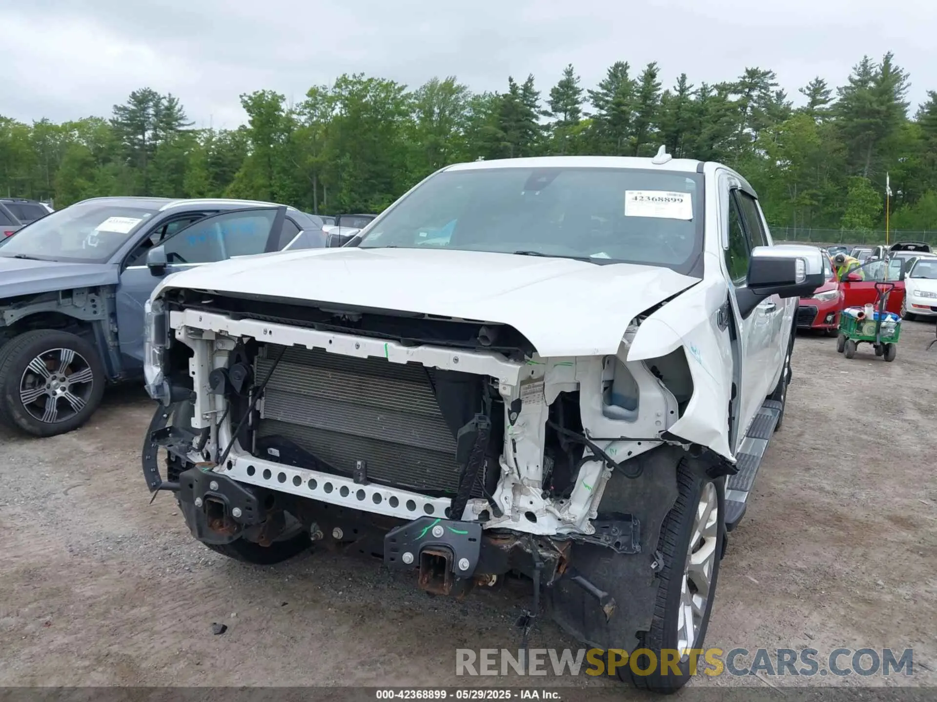 6 Photograph of a damaged car 1GTU9FEL7KZ257183 GMC SIERRA 1500 2019