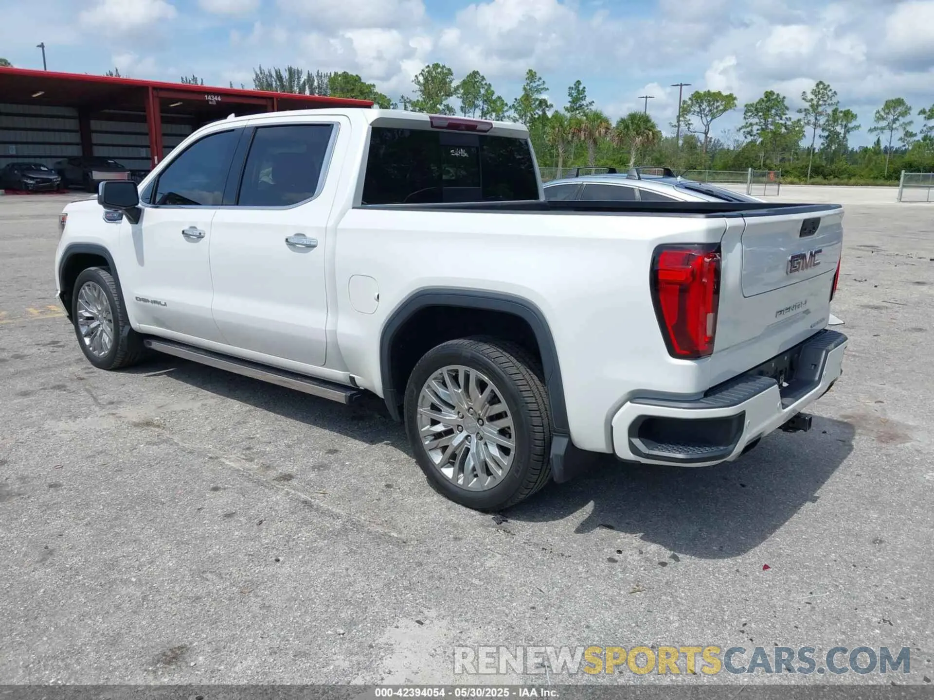 3 Photograph of a damaged car 1GTU9FEL7KZ349426 GMC SIERRA 1500 2019