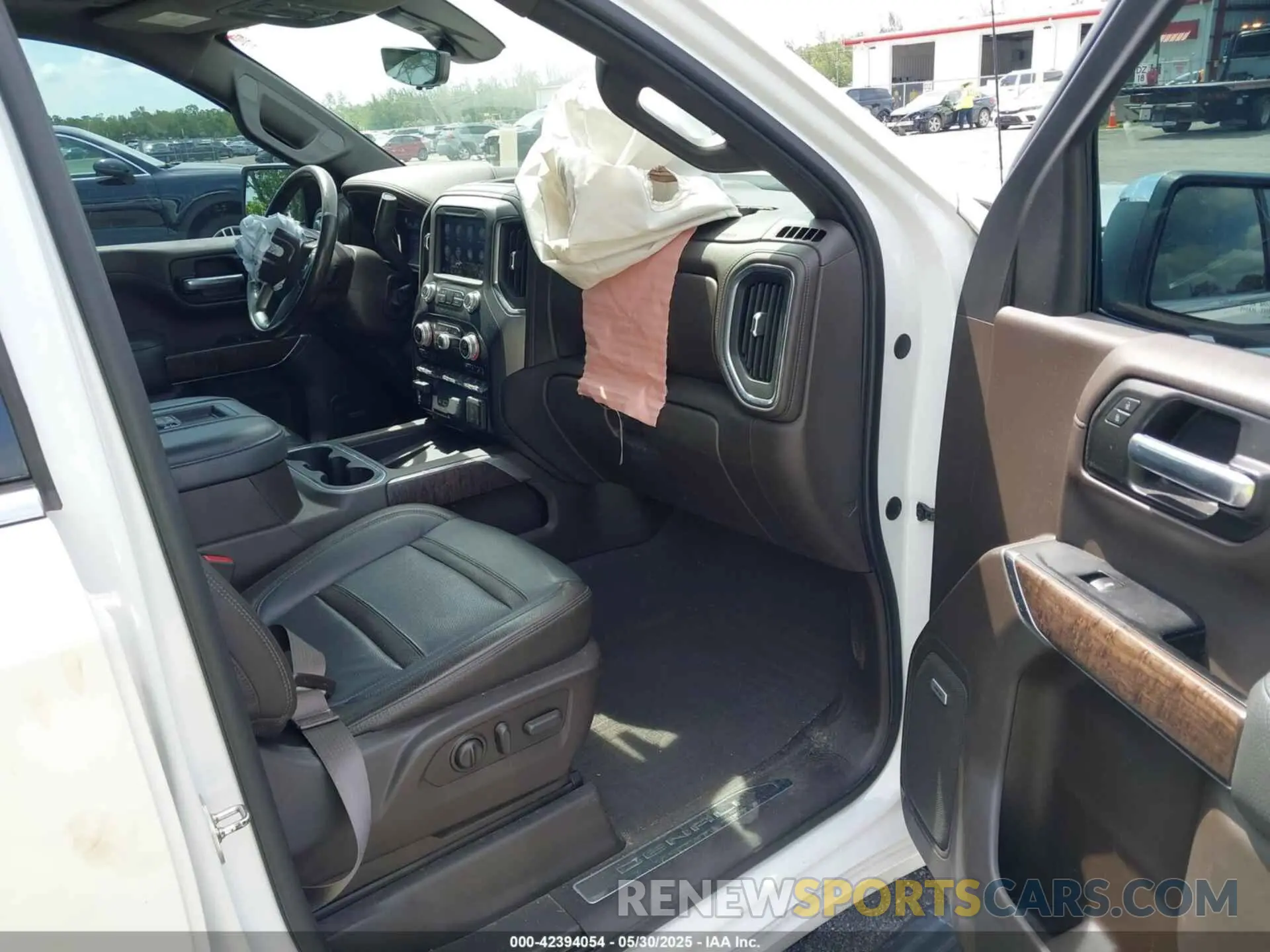 5 Photograph of a damaged car 1GTU9FEL7KZ349426 GMC SIERRA 1500 2019