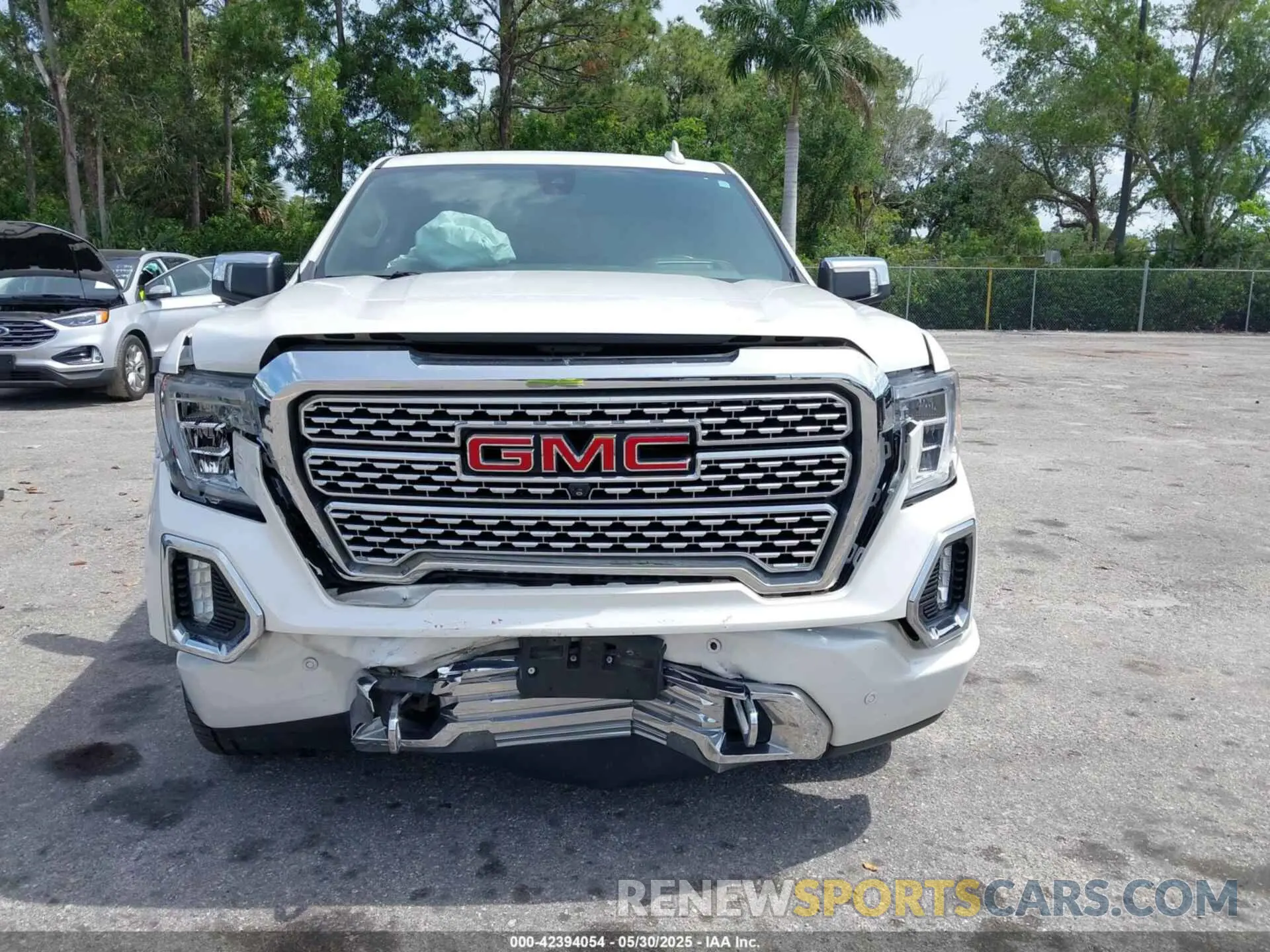 6 Photograph of a damaged car 1GTU9FEL7KZ349426 GMC SIERRA 1500 2019