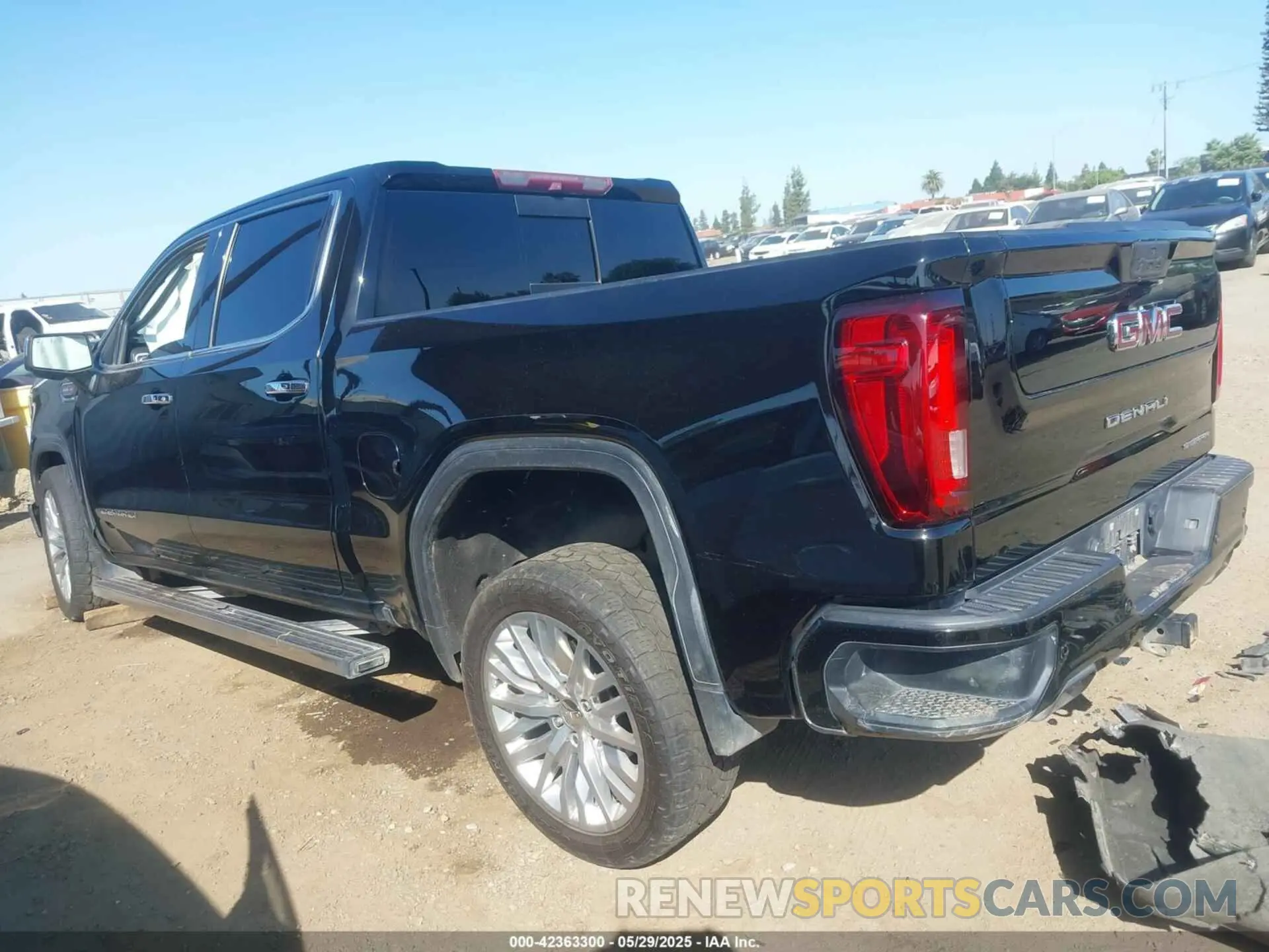 3 Photograph of a damaged car 1GTU9FEL8KZ173809 GMC SIERRA 1500 2019