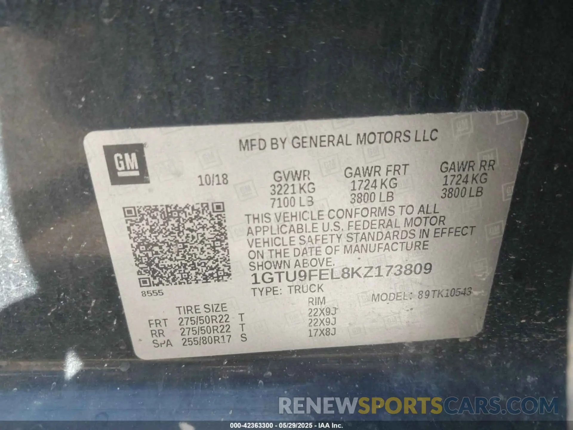 9 Photograph of a damaged car 1GTU9FEL8KZ173809 GMC SIERRA 1500 2019