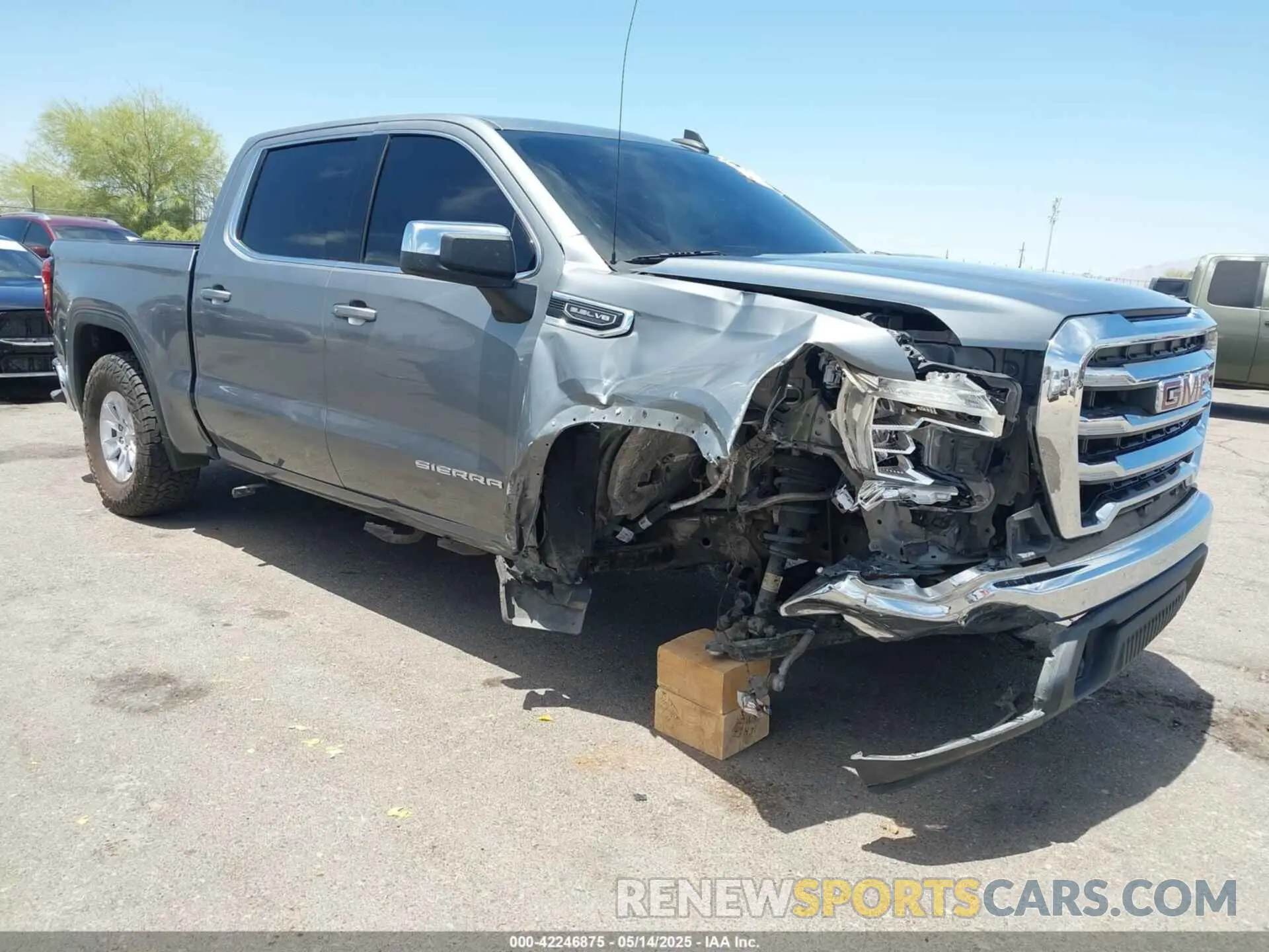 1 Photograph of a damaged car 3GTP8BED3KG240124 GMC SIERRA 1500 2019