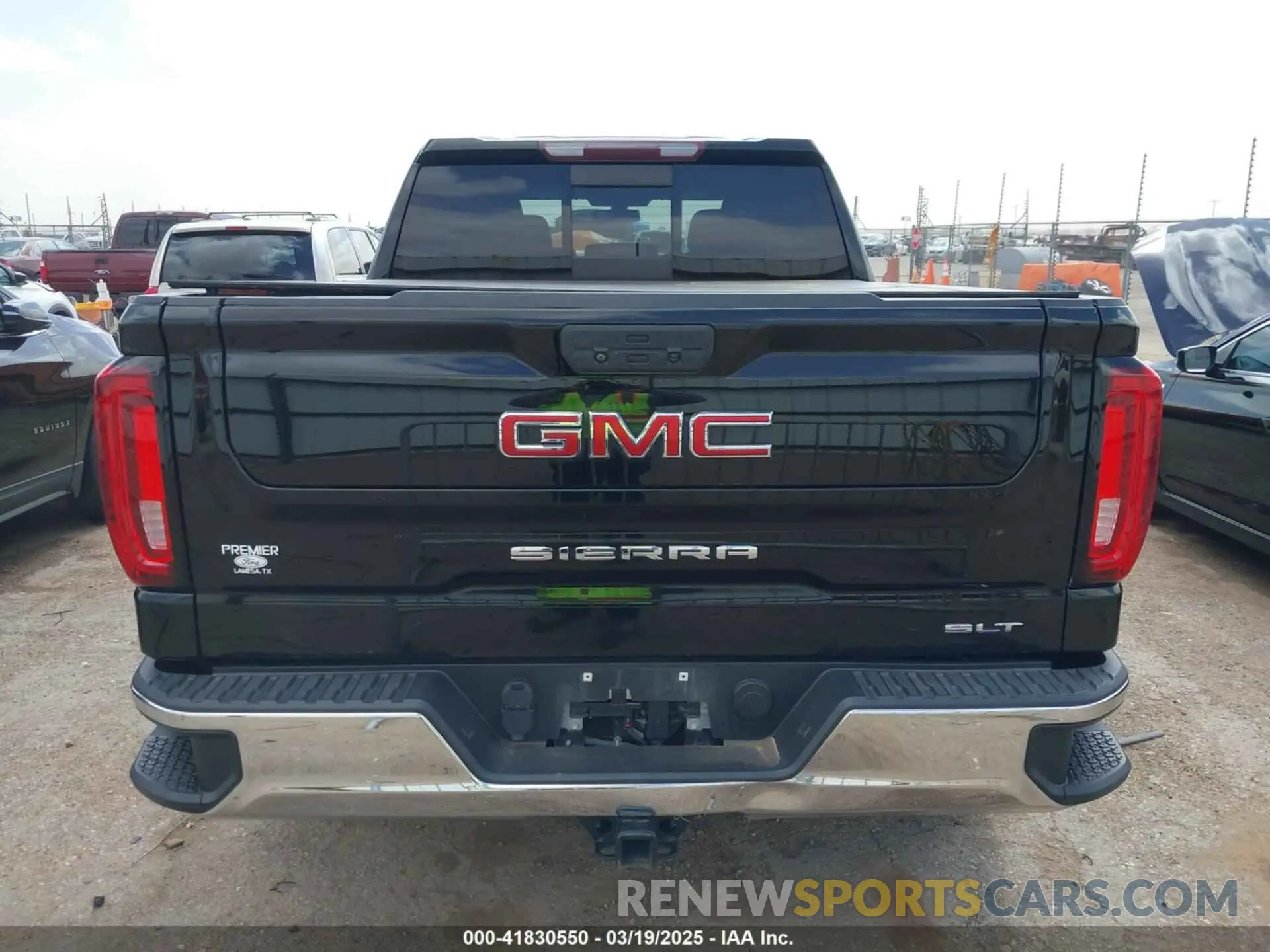 16 Photograph of a damaged car 3GTP8DED2KG162561 GMC SIERRA 1500 2019
