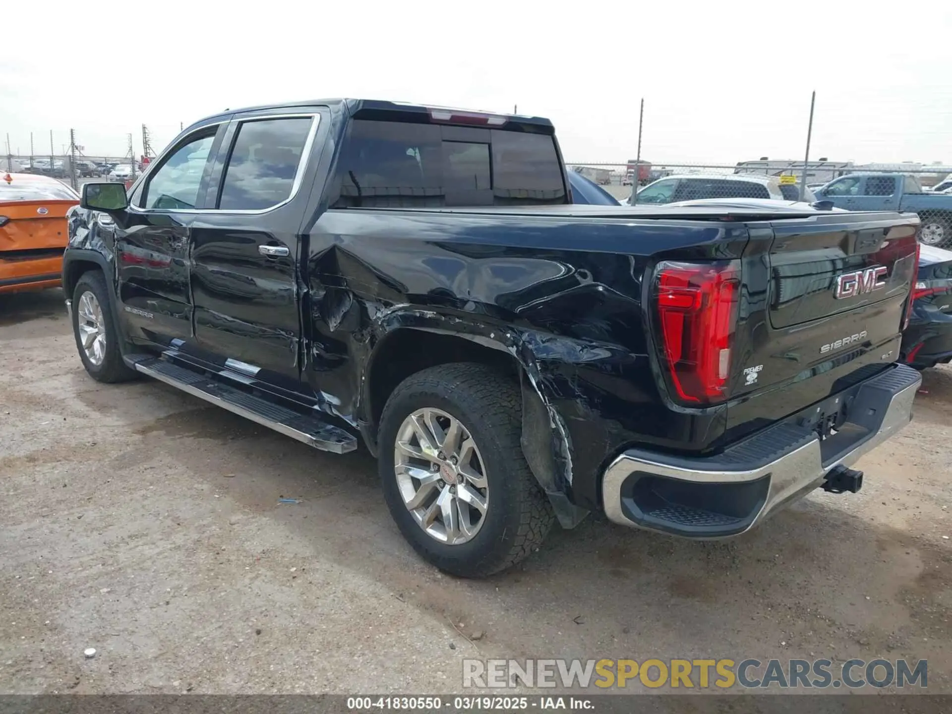 3 Photograph of a damaged car 3GTP8DED2KG162561 GMC SIERRA 1500 2019