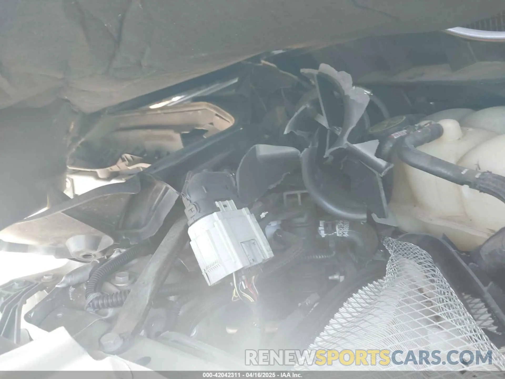 10 Photograph of a damaged car 3GTP8DED5KG229850 GMC SIERRA 1500 2019