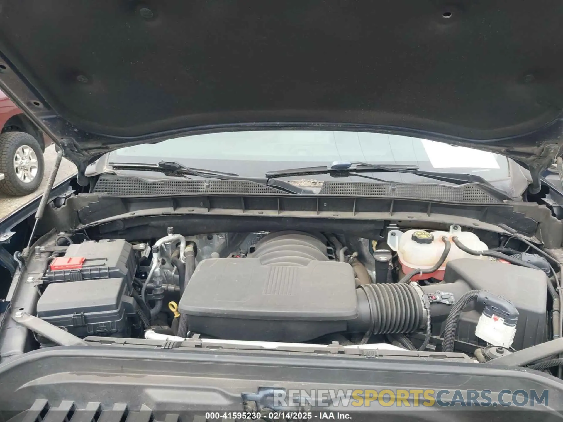10 Photograph of a damaged car 3GTP8DED7KG273395 GMC SIERRA 1500 2019