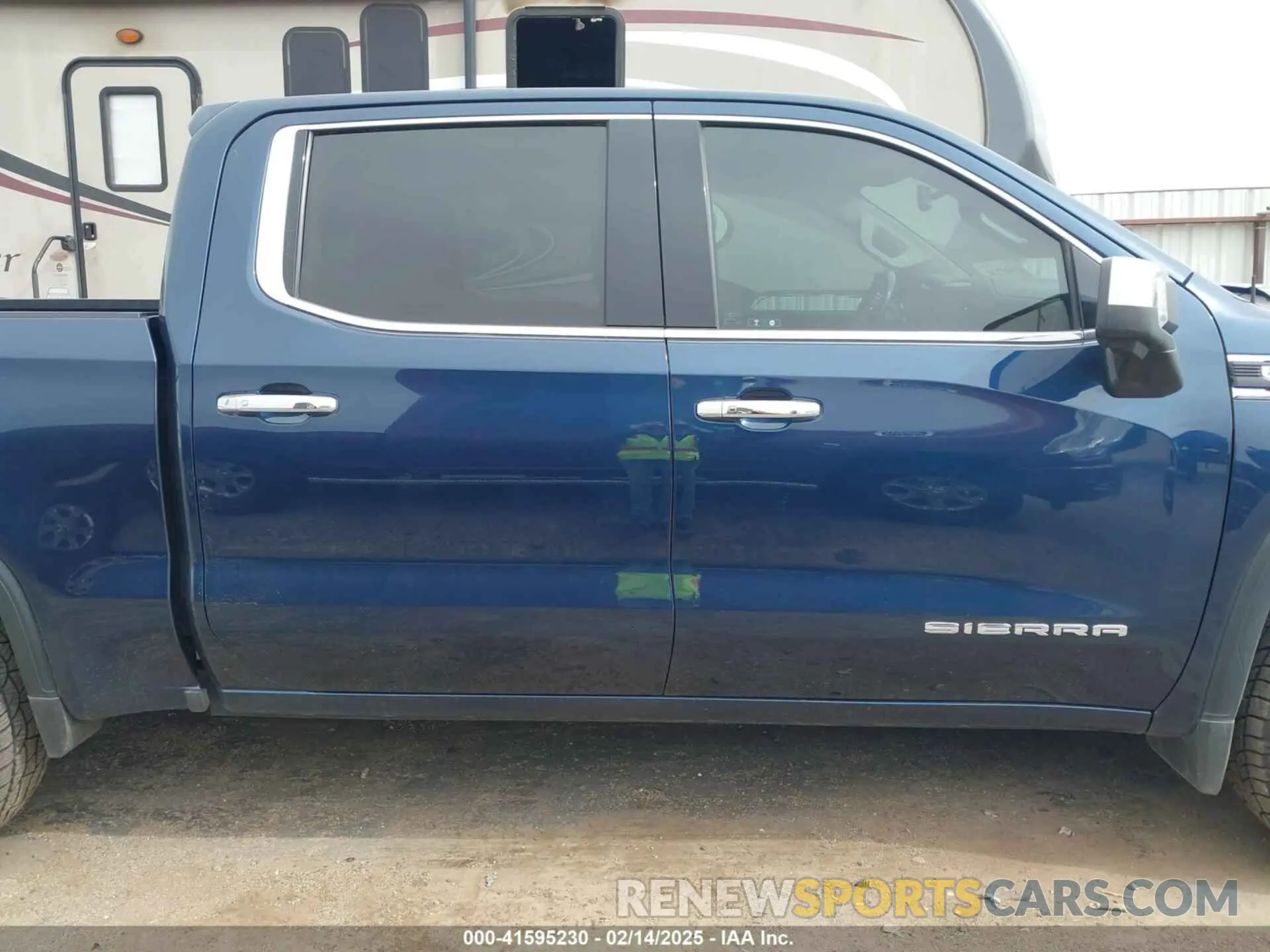 13 Photograph of a damaged car 3GTP8DED7KG273395 GMC SIERRA 1500 2019