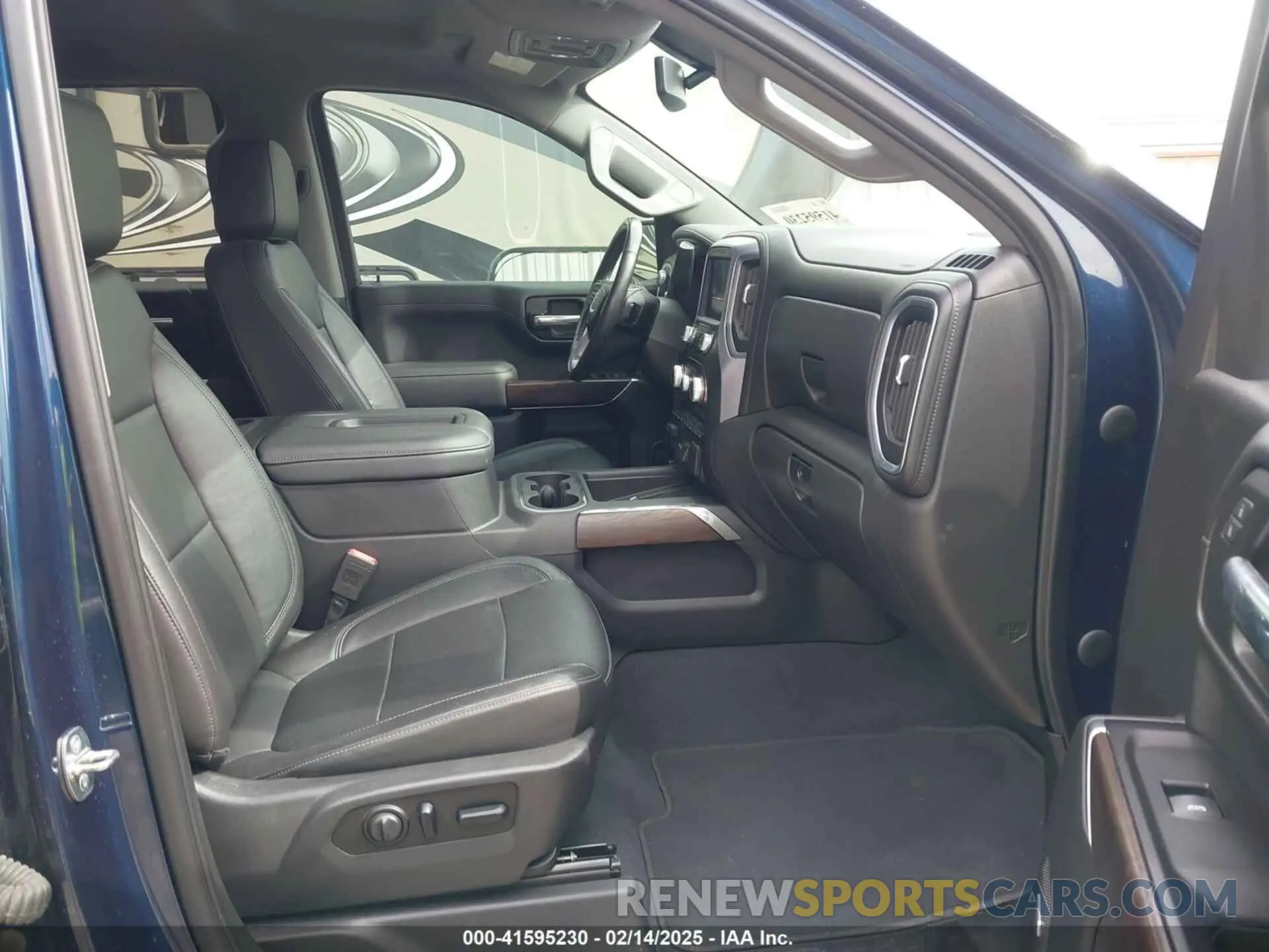 5 Photograph of a damaged car 3GTP8DED7KG273395 GMC SIERRA 1500 2019