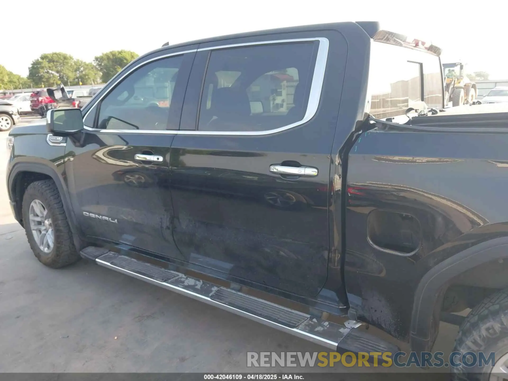 15 Photograph of a damaged car 3GTP8FED7KG215749 GMC SIERRA 1500 2019