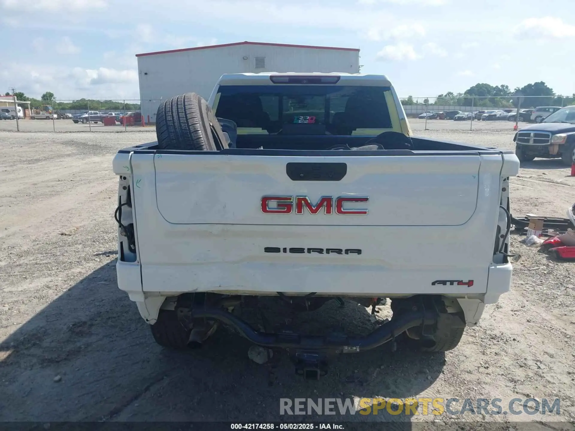 17 Photograph of a damaged car 3GTP9EEL2KG203958 GMC SIERRA 1500 2019