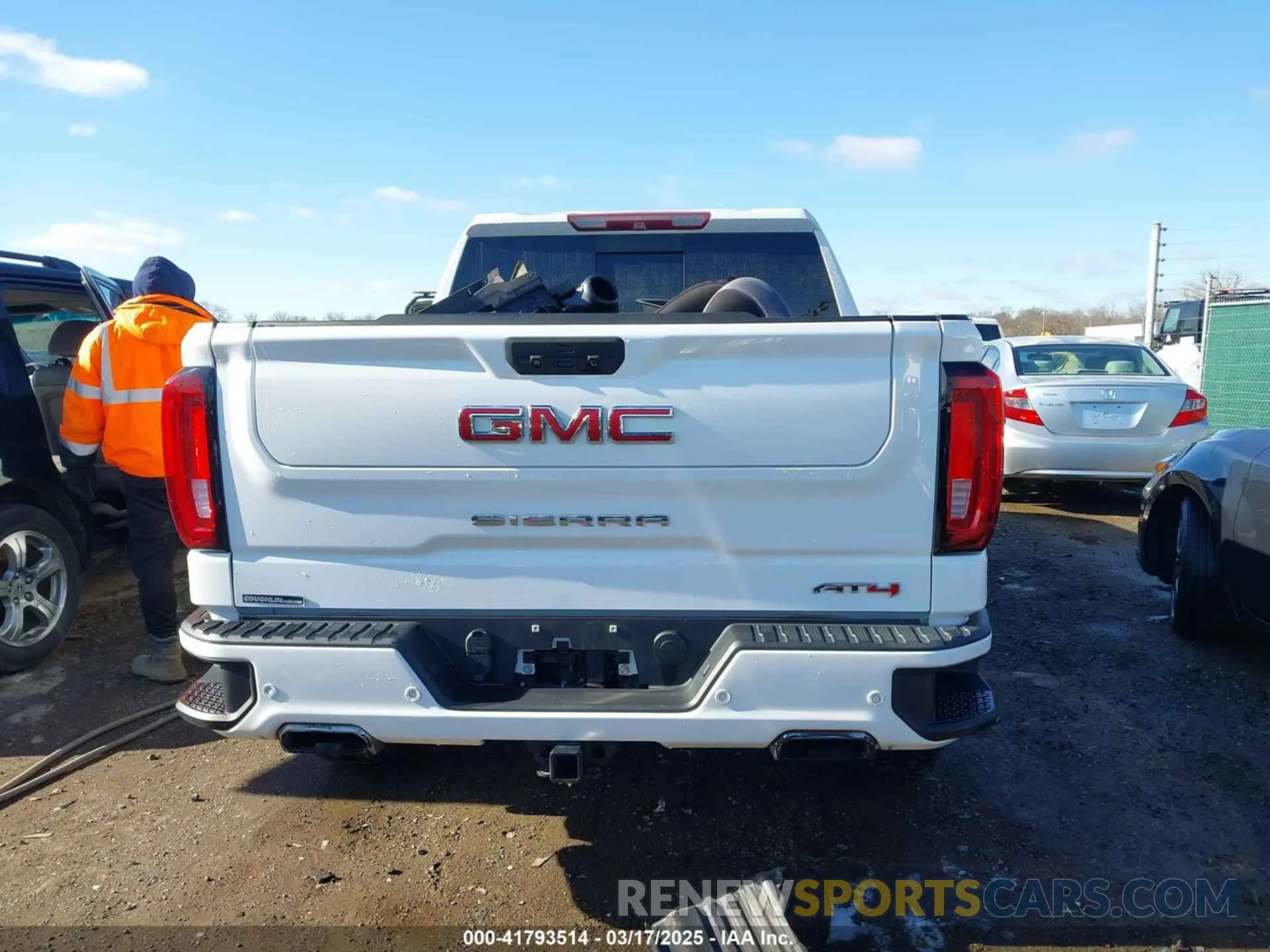 17 Photograph of a damaged car 3GTP9EEL2KG228598 GMC SIERRA 1500 2019