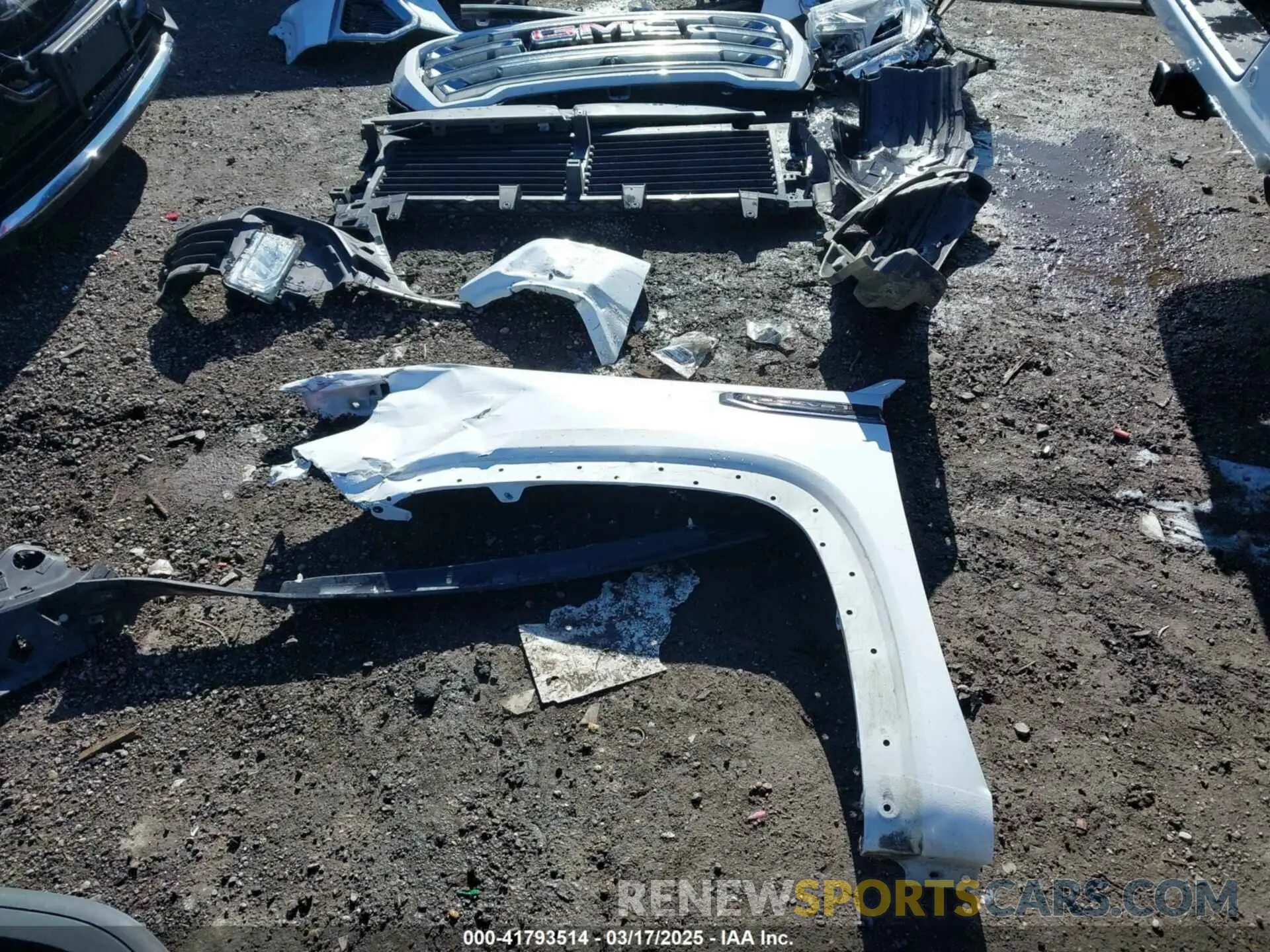 20 Photograph of a damaged car 3GTP9EEL2KG228598 GMC SIERRA 1500 2019
