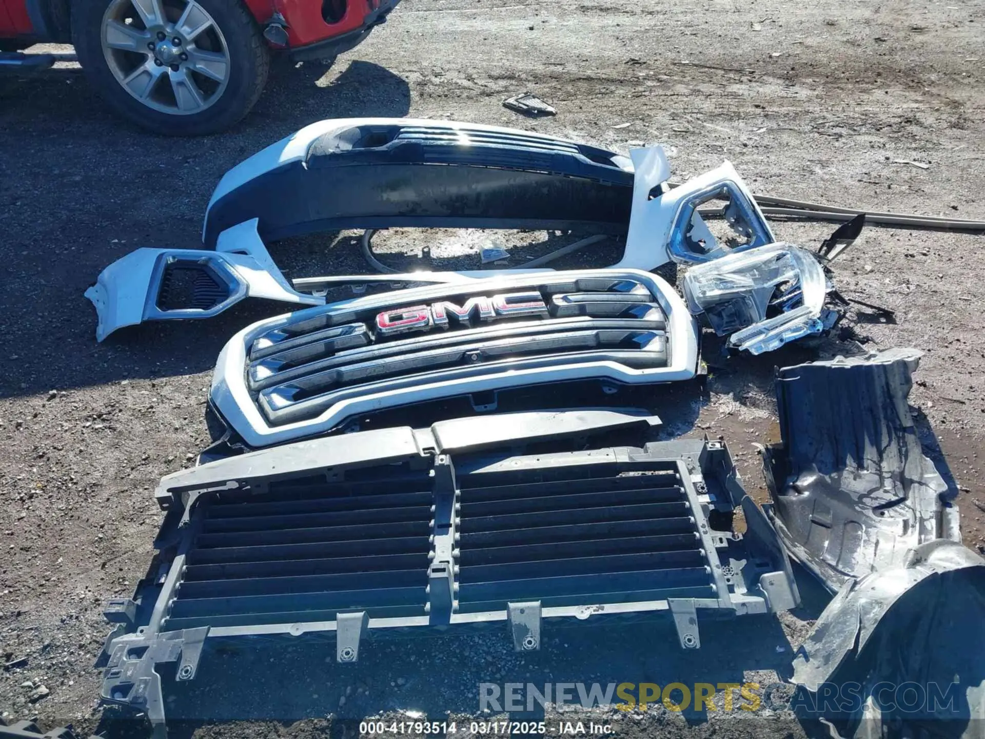 21 Photograph of a damaged car 3GTP9EEL2KG228598 GMC SIERRA 1500 2019