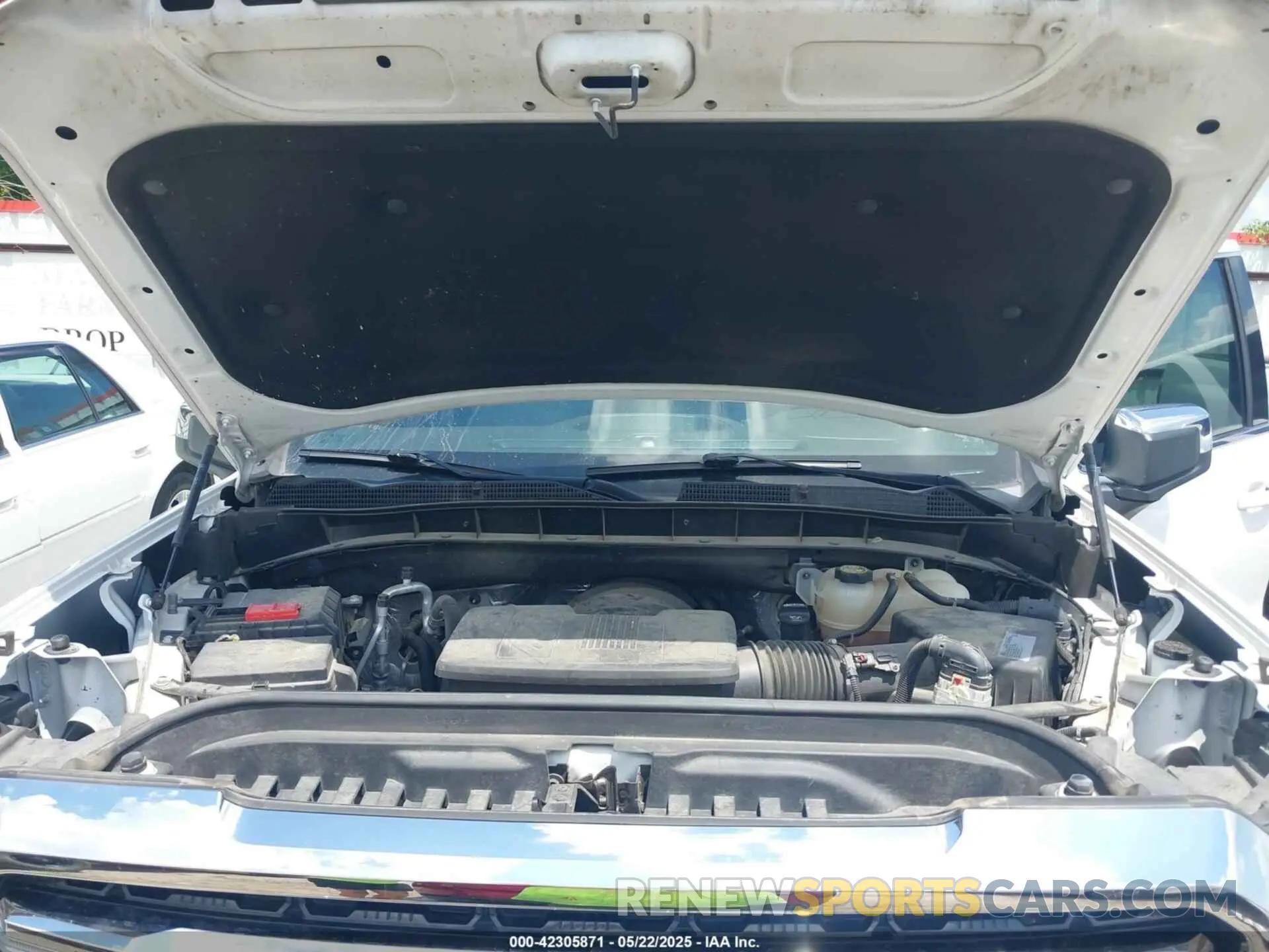 10 Photograph of a damaged car 3GTU9BED4KG256025 GMC SIERRA 1500 2019
