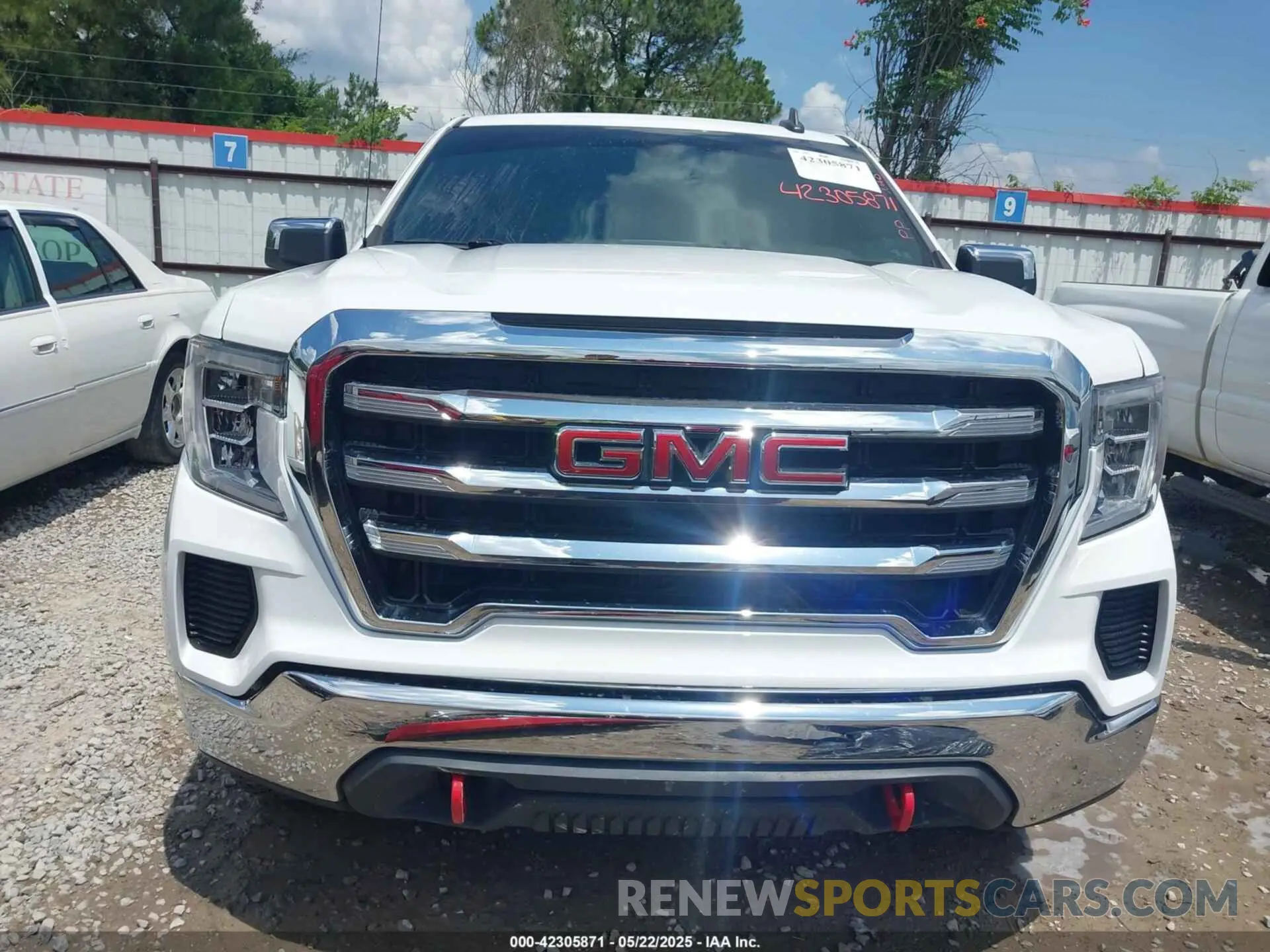 12 Photograph of a damaged car 3GTU9BED4KG256025 GMC SIERRA 1500 2019
