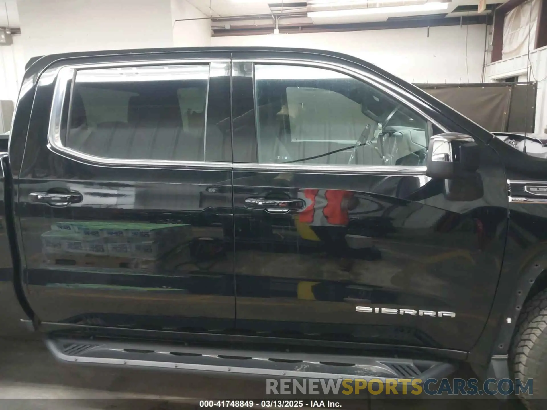 14 Photograph of a damaged car 3GTU9BED4KG304512 GMC SIERRA 1500 2019