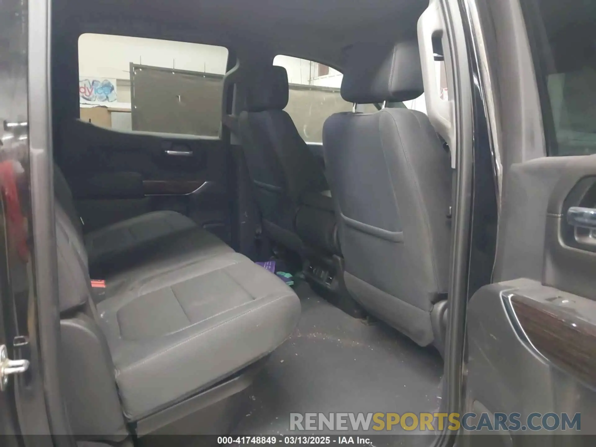 8 Photograph of a damaged car 3GTU9BED4KG304512 GMC SIERRA 1500 2019