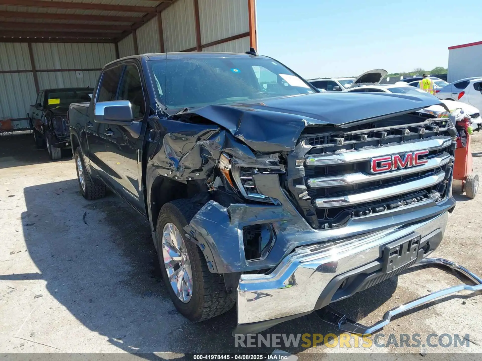 1 Photograph of a damaged car 3GTU9BED5KG301277 GMC SIERRA 1500 2019