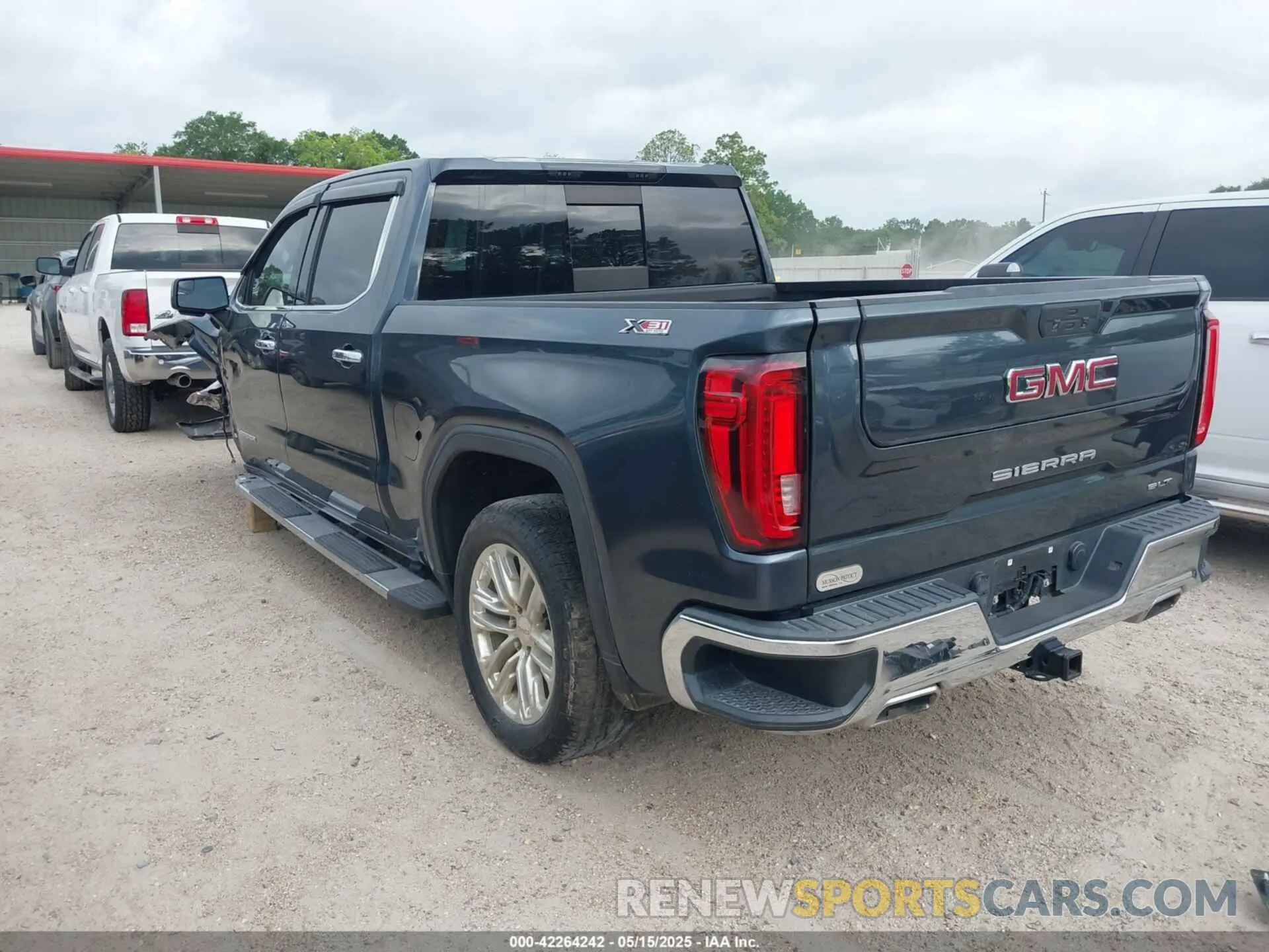 3 Photograph of a damaged car 3GTU9DED0KG200787 GMC SIERRA 1500 2019