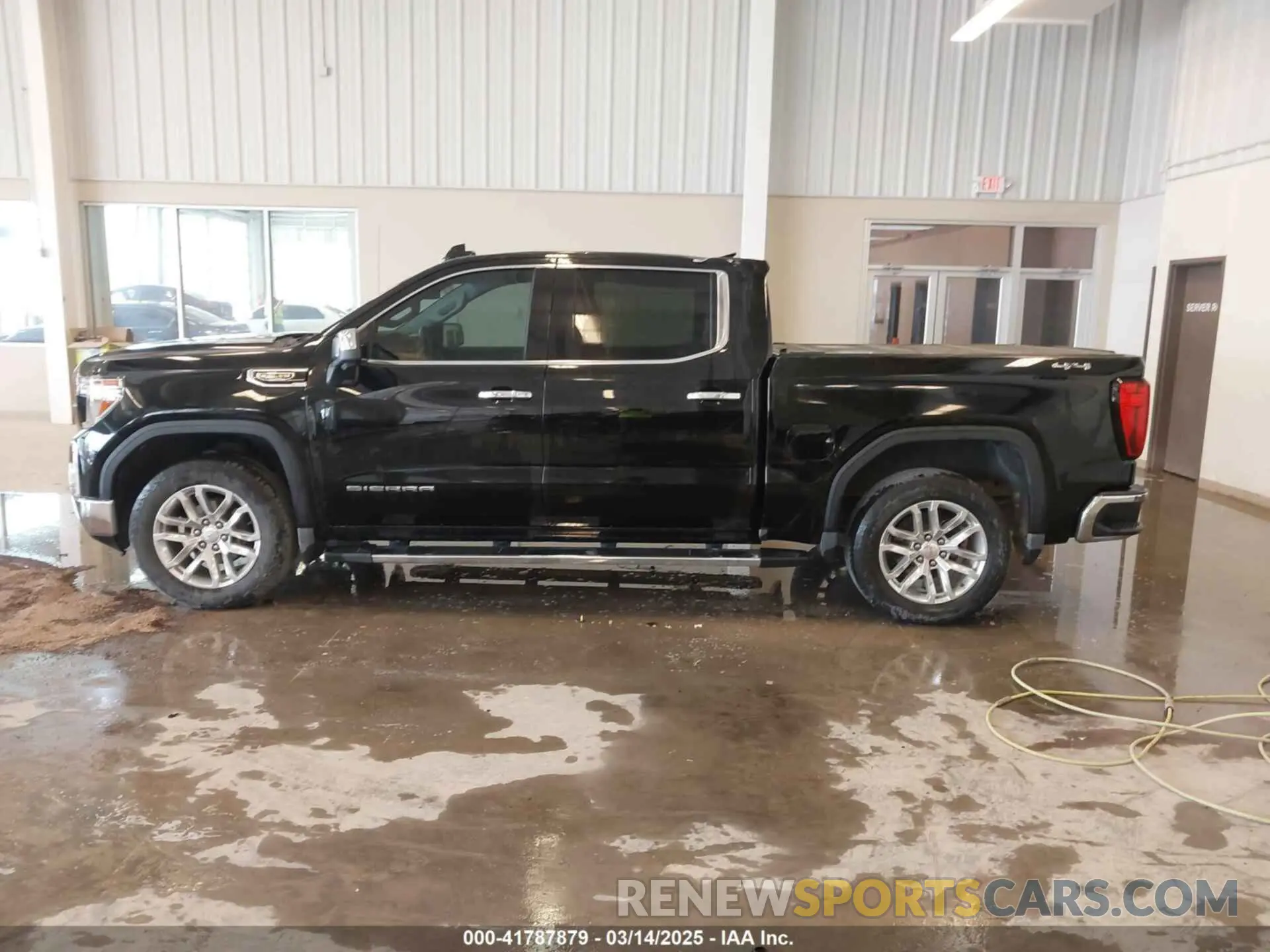 15 Photograph of a damaged car 3GTU9DED1KG137280 GMC SIERRA 1500 2019