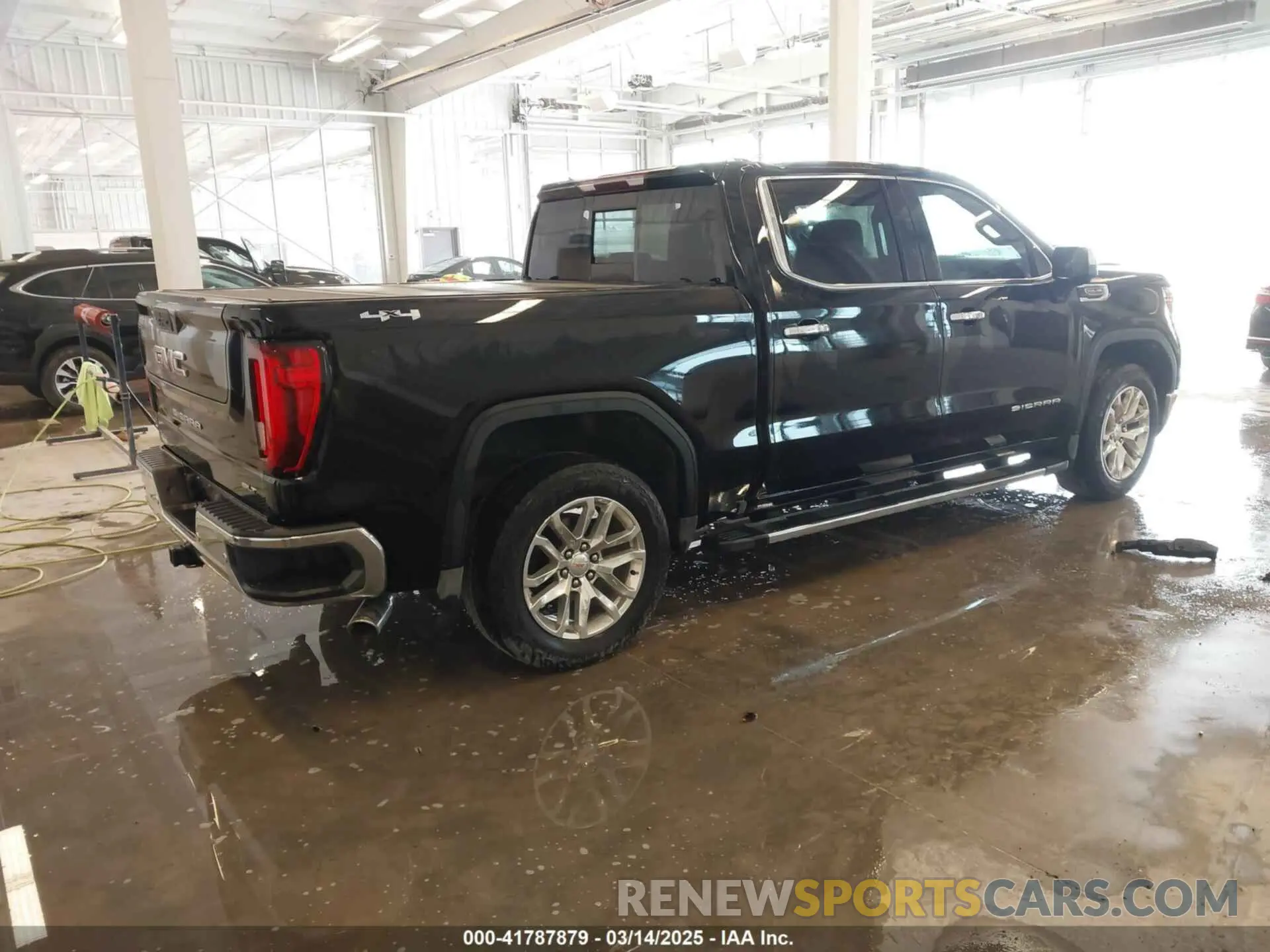 4 Photograph of a damaged car 3GTU9DED1KG137280 GMC SIERRA 1500 2019