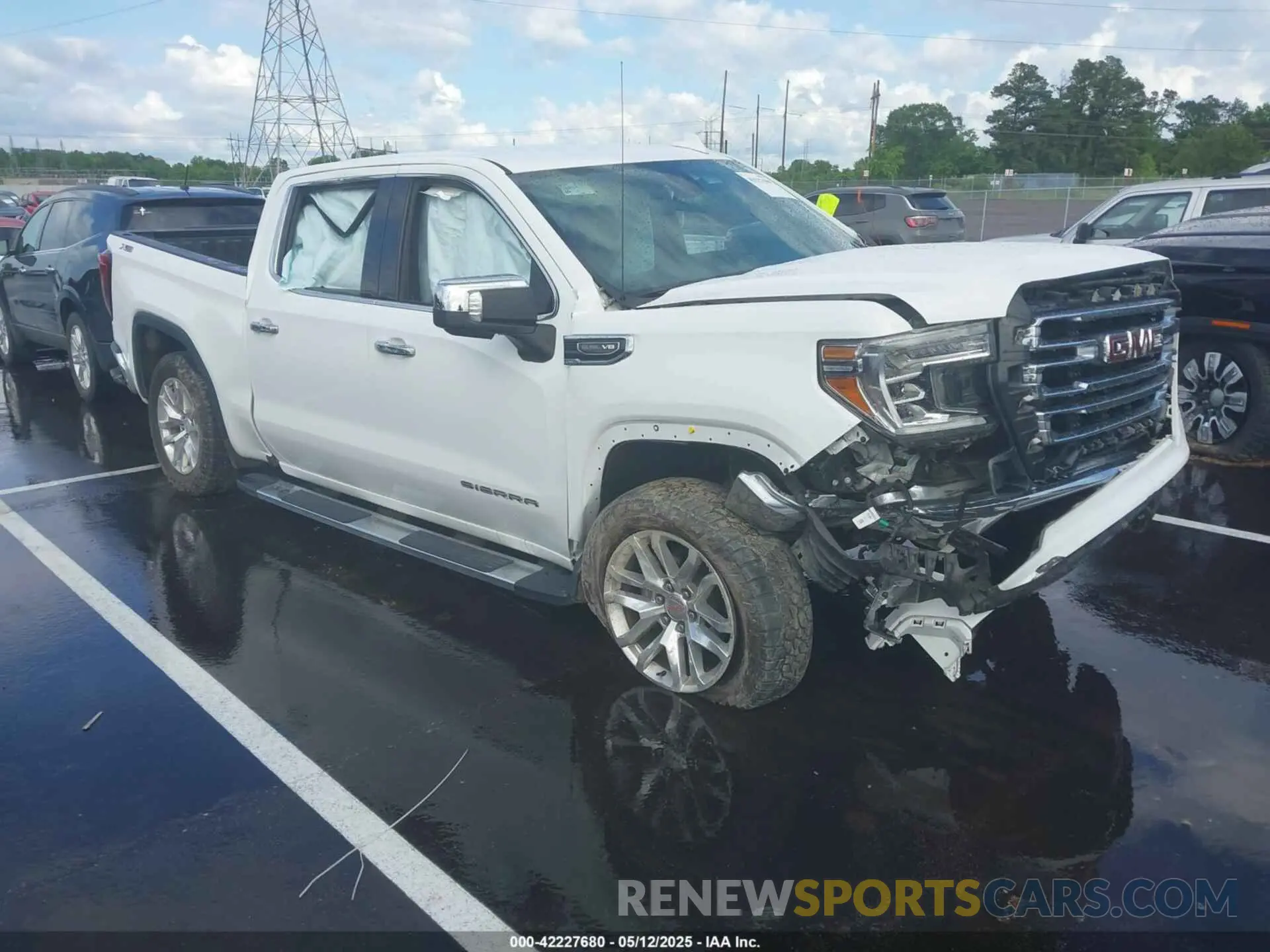 1 Photograph of a damaged car 3GTU9DED3KG195956 GMC SIERRA 1500 2019