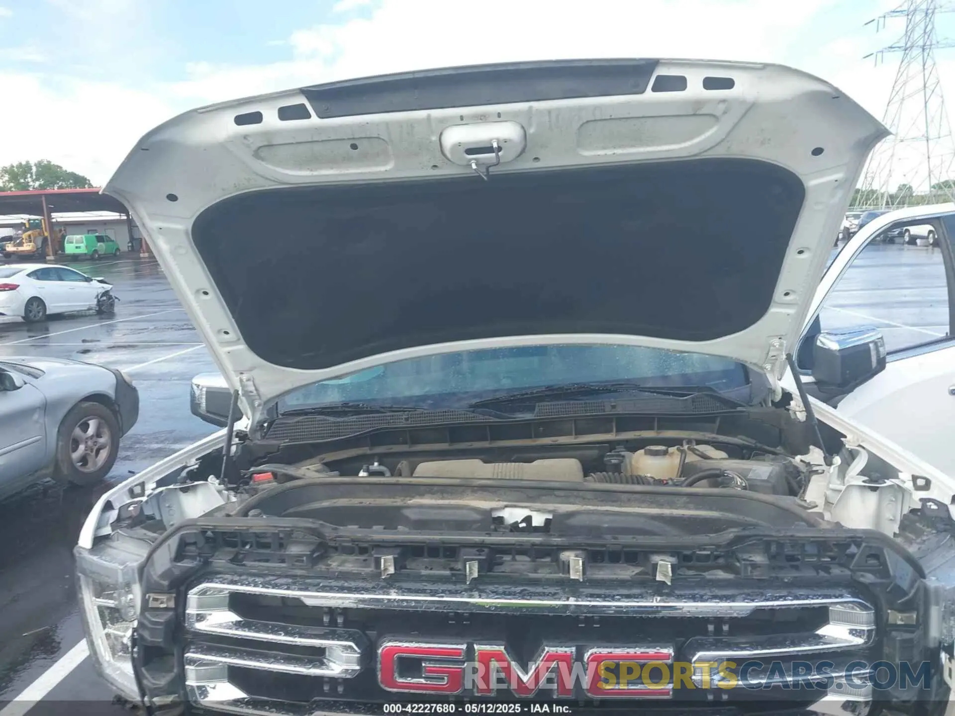 10 Photograph of a damaged car 3GTU9DED3KG195956 GMC SIERRA 1500 2019