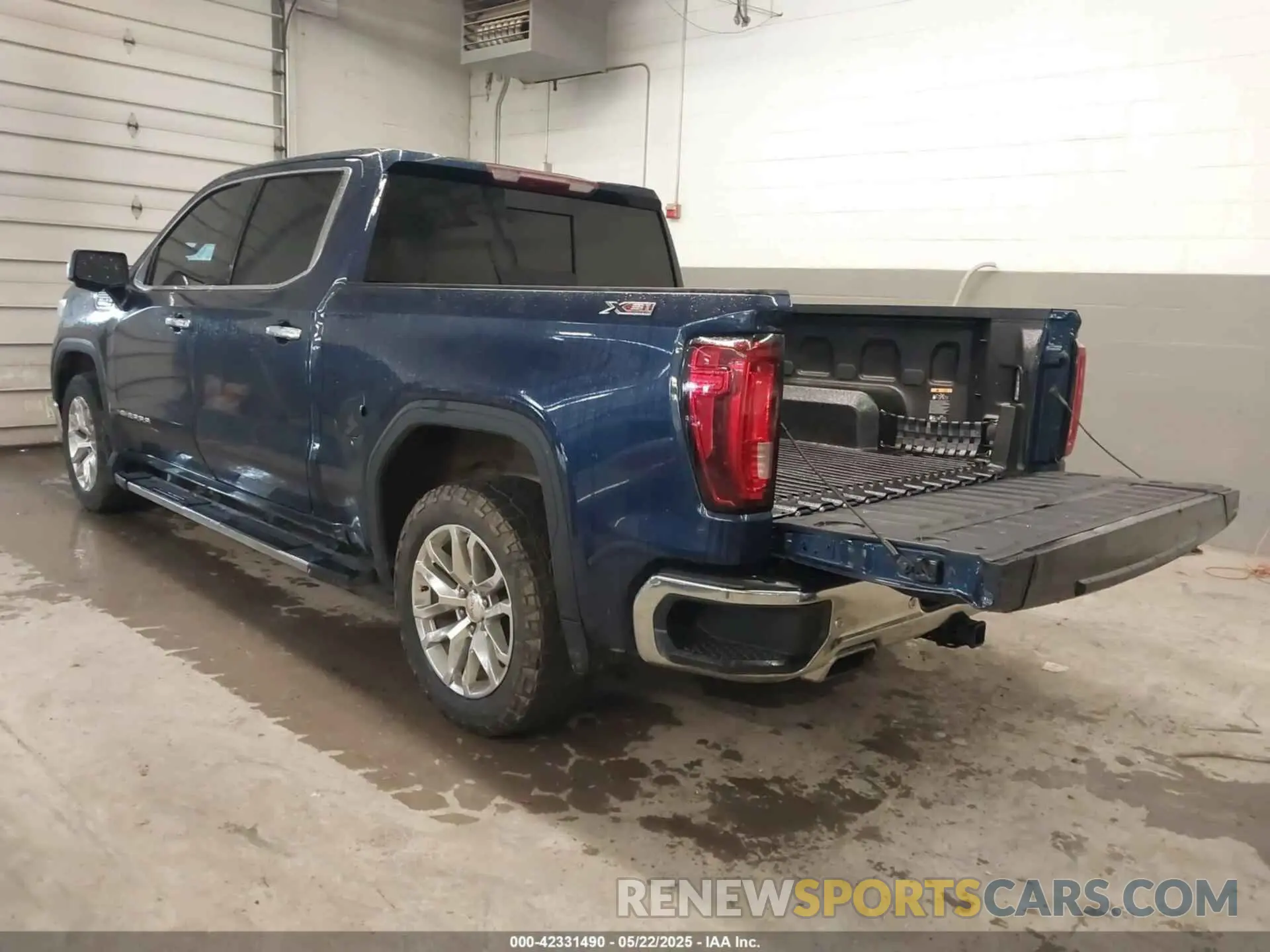 3 Photograph of a damaged car 3GTU9DED3KG288704 GMC SIERRA 1500 2019