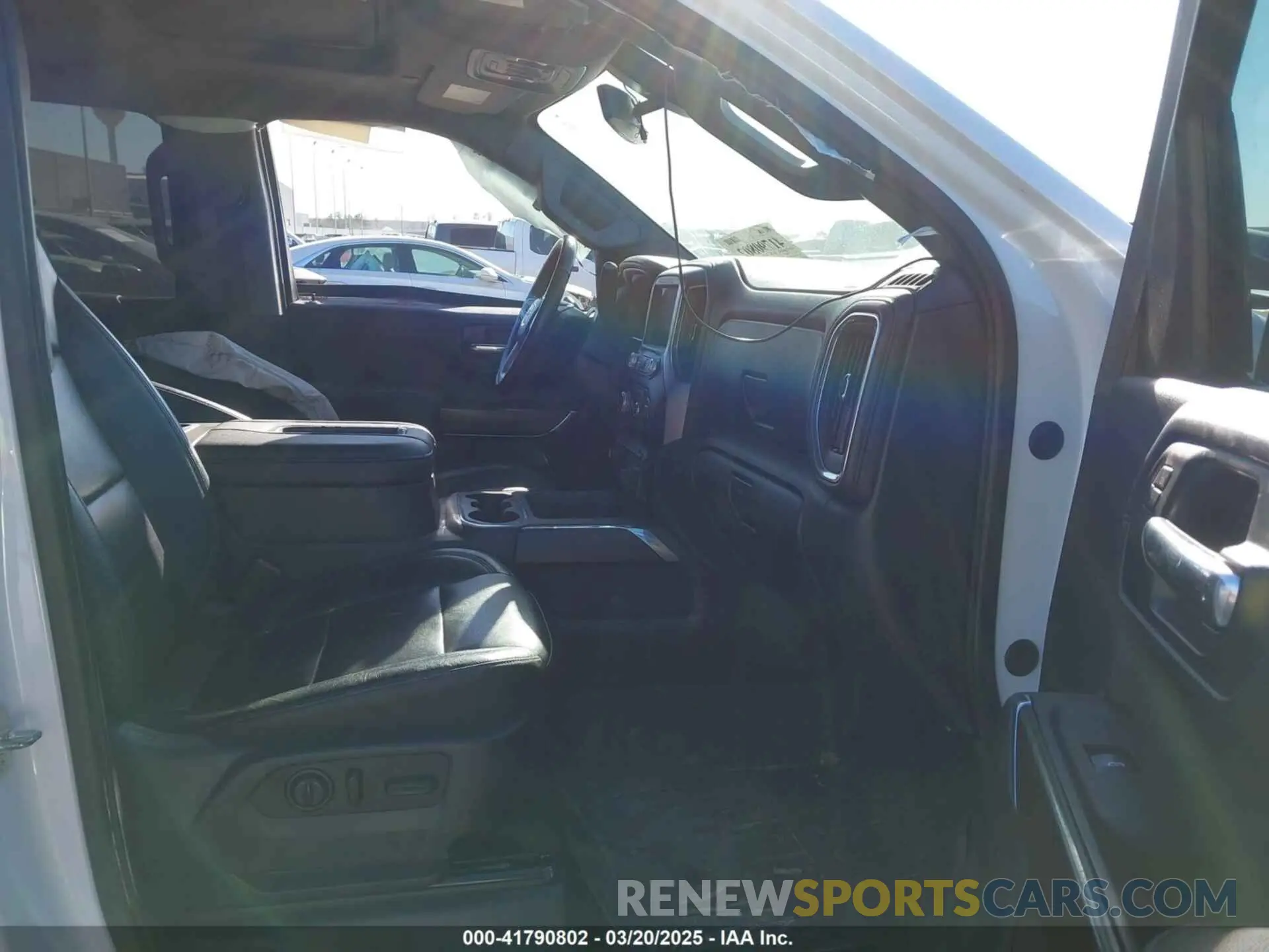 5 Photograph of a damaged car 3GTU9DED3KG300902 GMC SIERRA 1500 2019