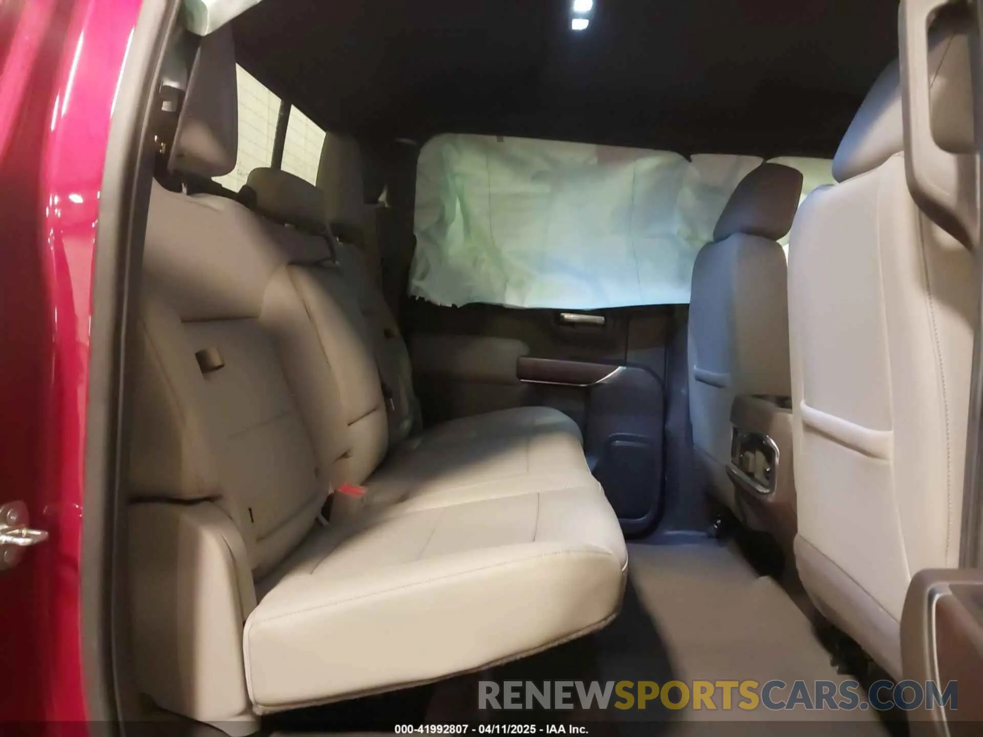 8 Photograph of a damaged car 3GTU9DED4KG132221 GMC SIERRA 1500 2019