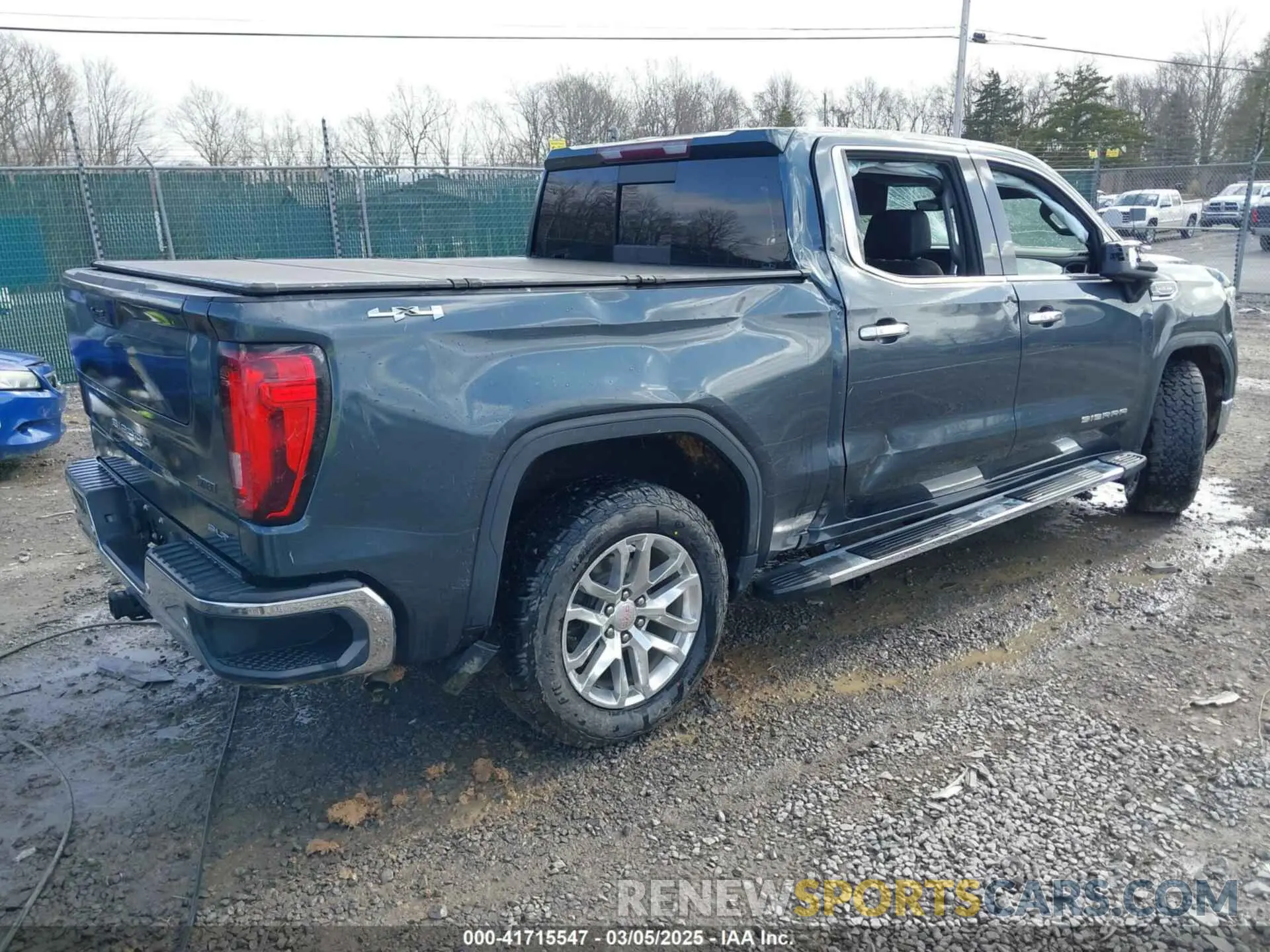 4 Photograph of a damaged car 3GTU9DED6KG226228 GMC SIERRA 1500 2019