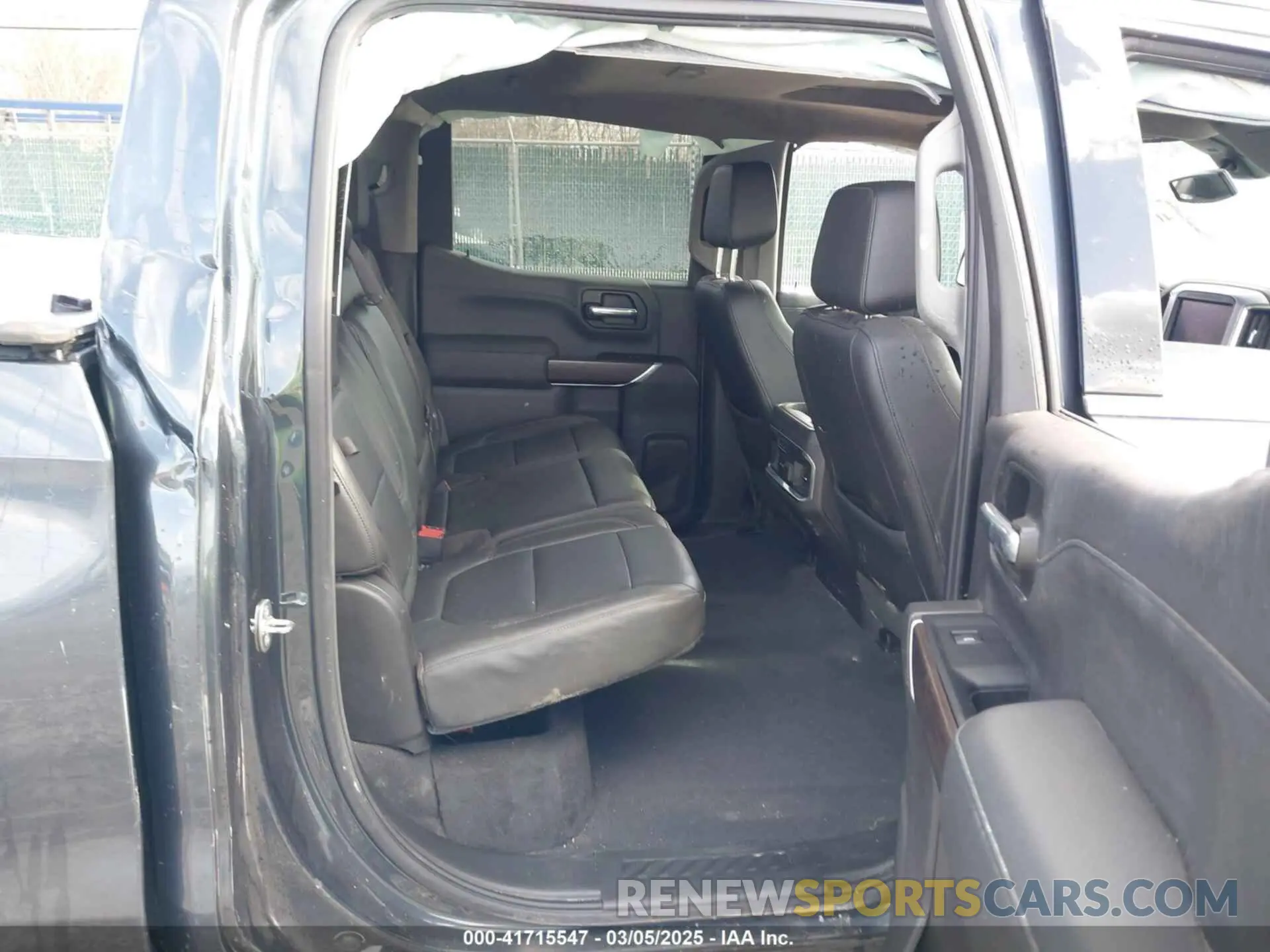 8 Photograph of a damaged car 3GTU9DED6KG226228 GMC SIERRA 1500 2019