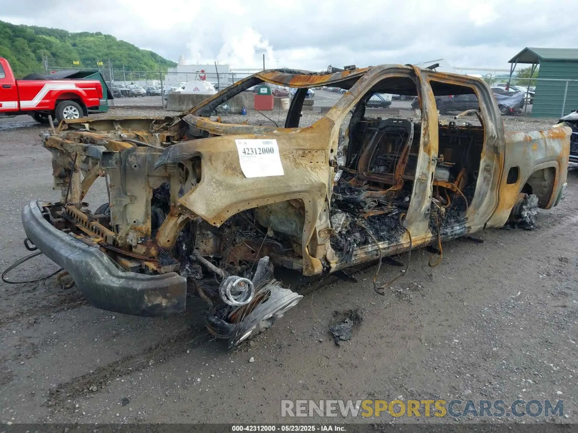 2 Photograph of a damaged car 3GTU9DED7KG247993 GMC SIERRA 1500 2019