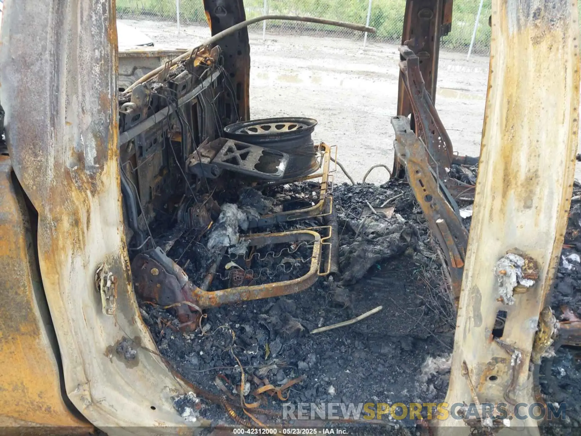 8 Photograph of a damaged car 3GTU9DED7KG247993 GMC SIERRA 1500 2019