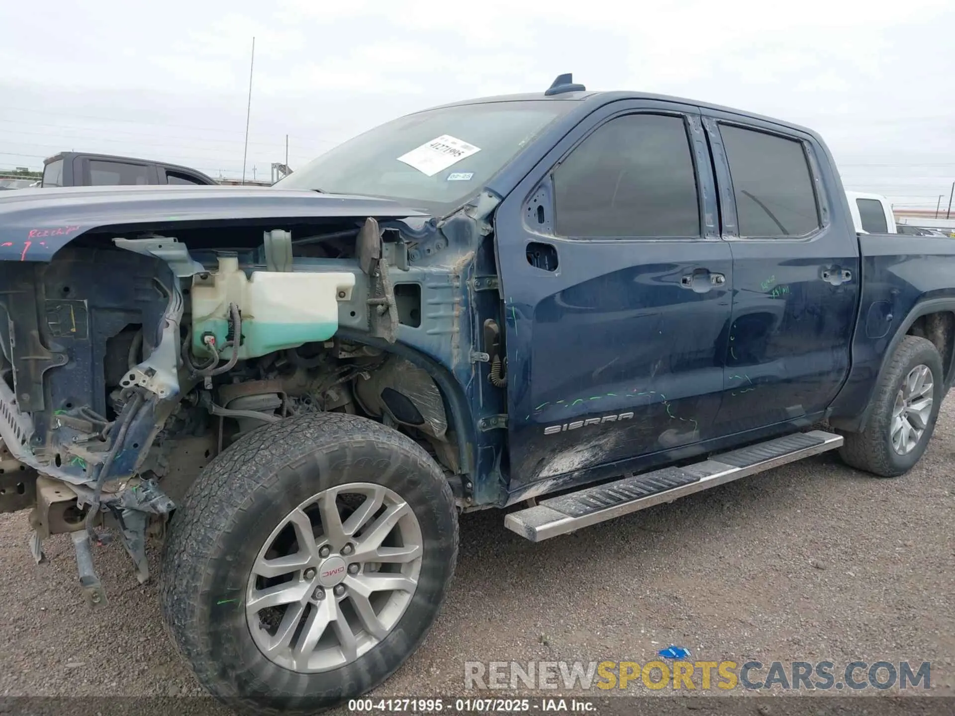 15 Photograph of a damaged car 3GTU9DED9KG187067 GMC SIERRA 1500 2019