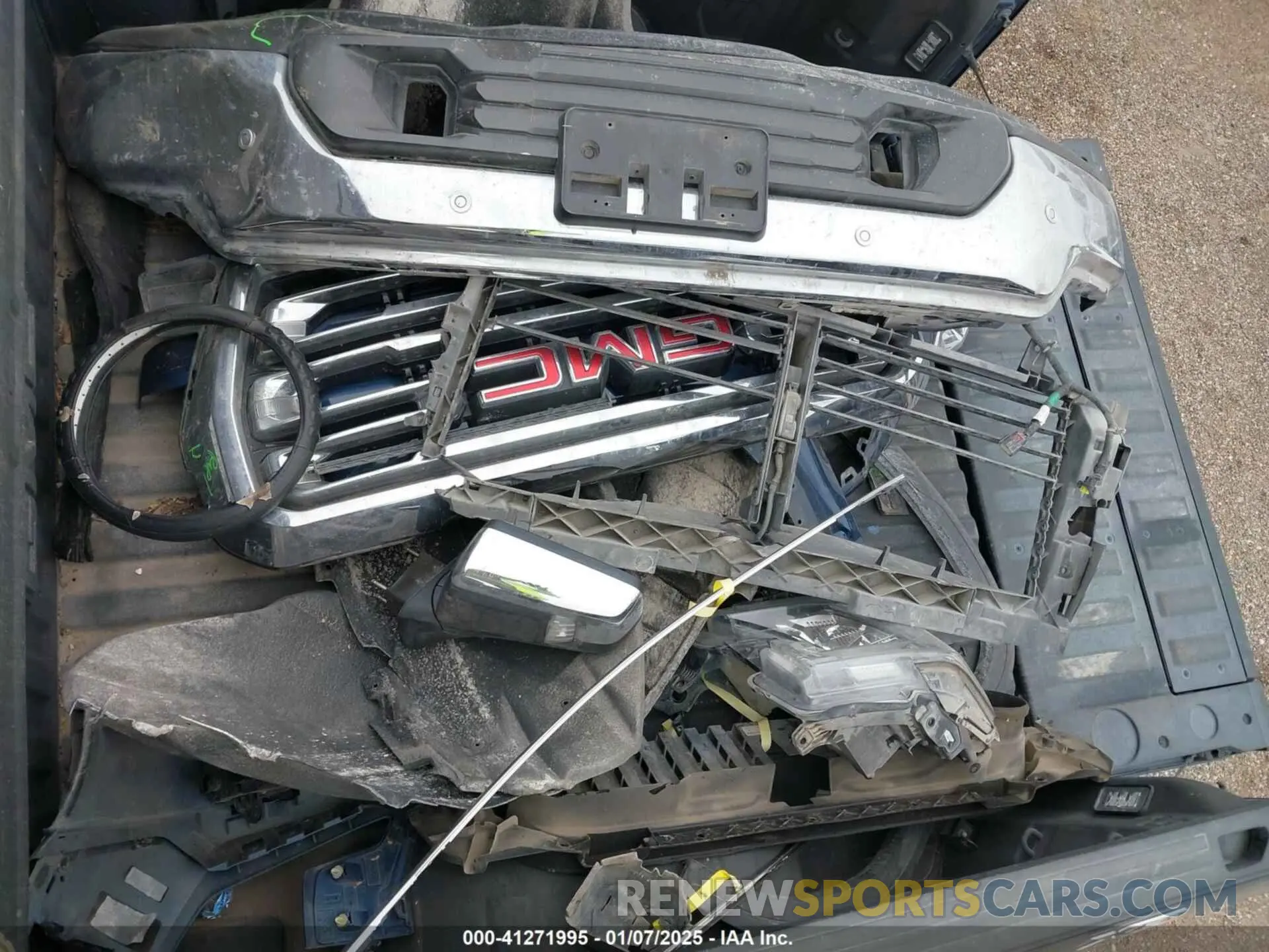 6 Photograph of a damaged car 3GTU9DED9KG187067 GMC SIERRA 1500 2019