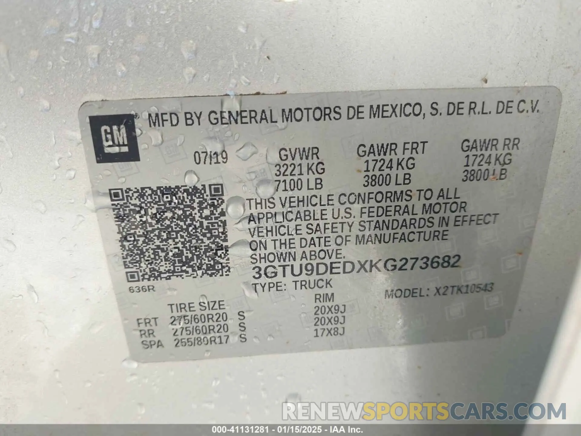 9 Photograph of a damaged car 3GTU9DEDXKG273682 GMC SIERRA 1500 2019