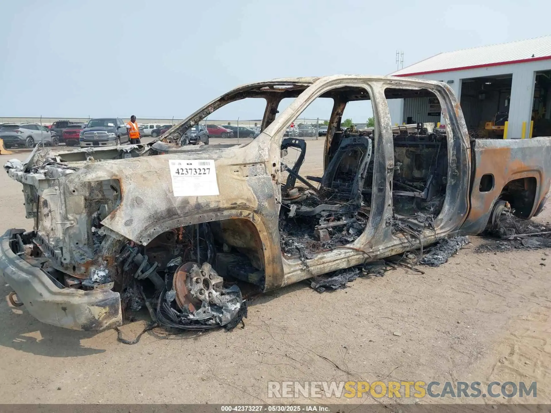 6 Photograph of a damaged car 3GTU9FEL7KG139621 GMC SIERRA 1500 2019