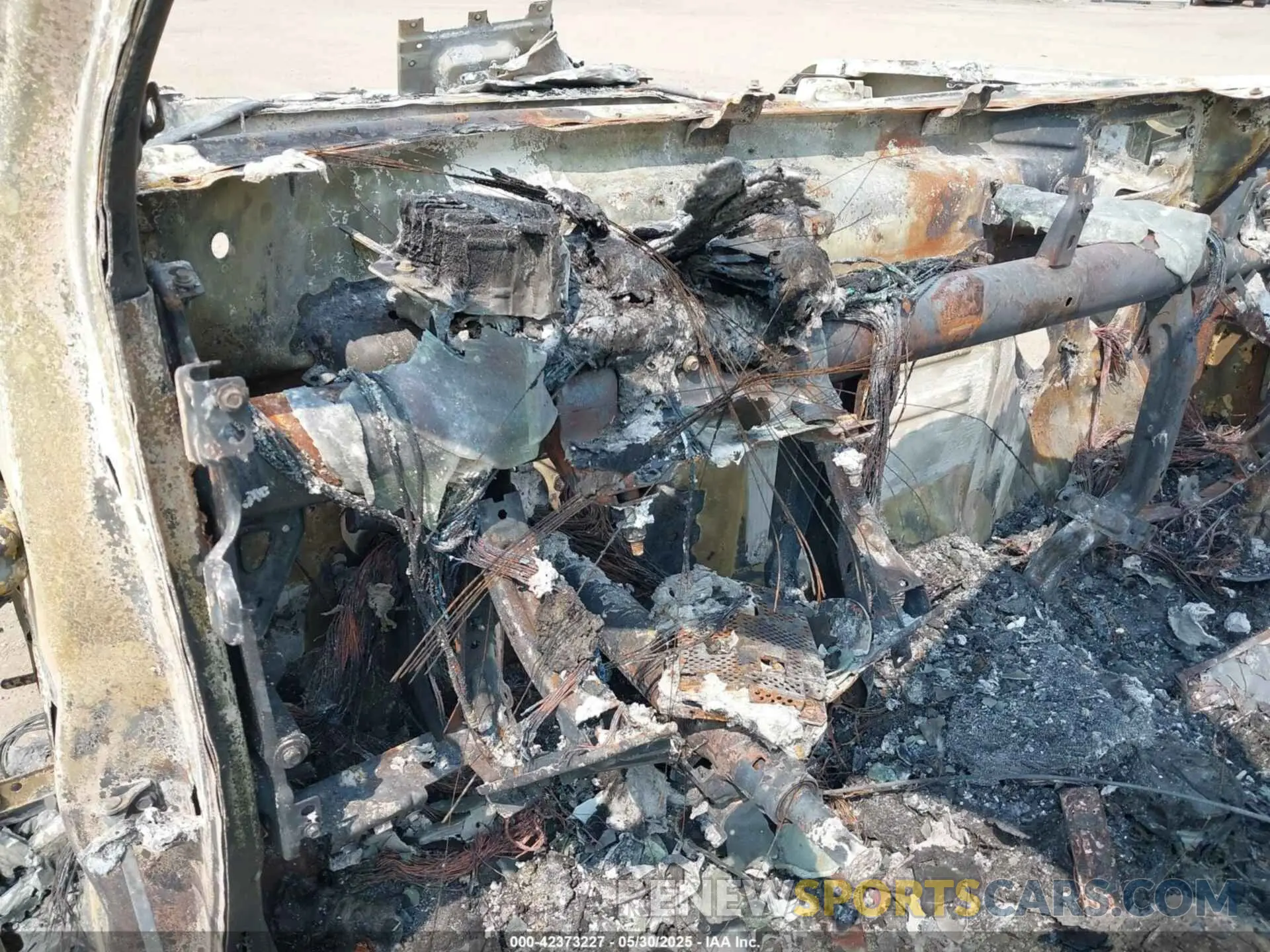 7 Photograph of a damaged car 3GTU9FEL7KG139621 GMC SIERRA 1500 2019