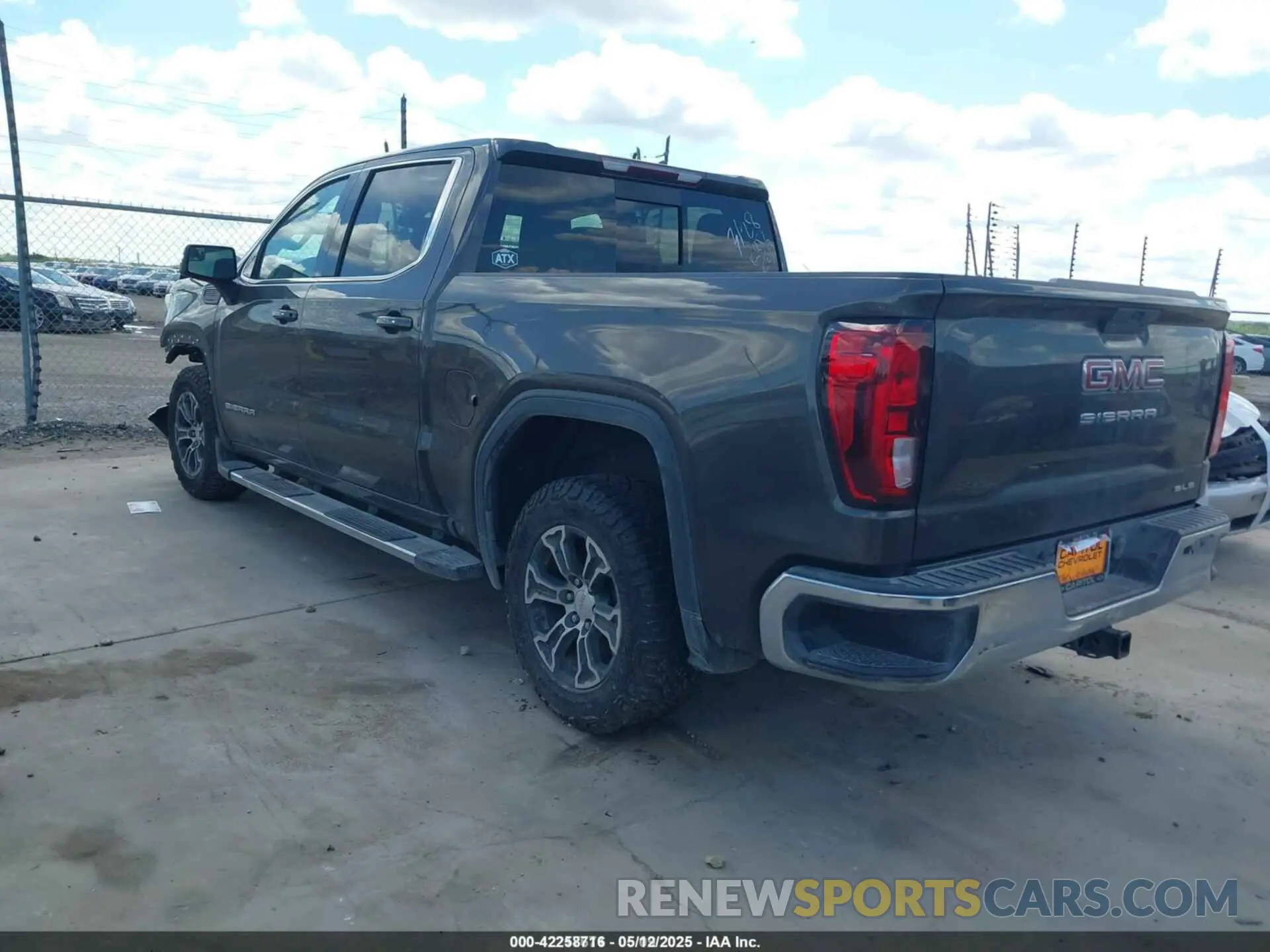 3 Photograph of a damaged car 1GTP8BEK1LZ163771 GMC SIERRA 1500 2020