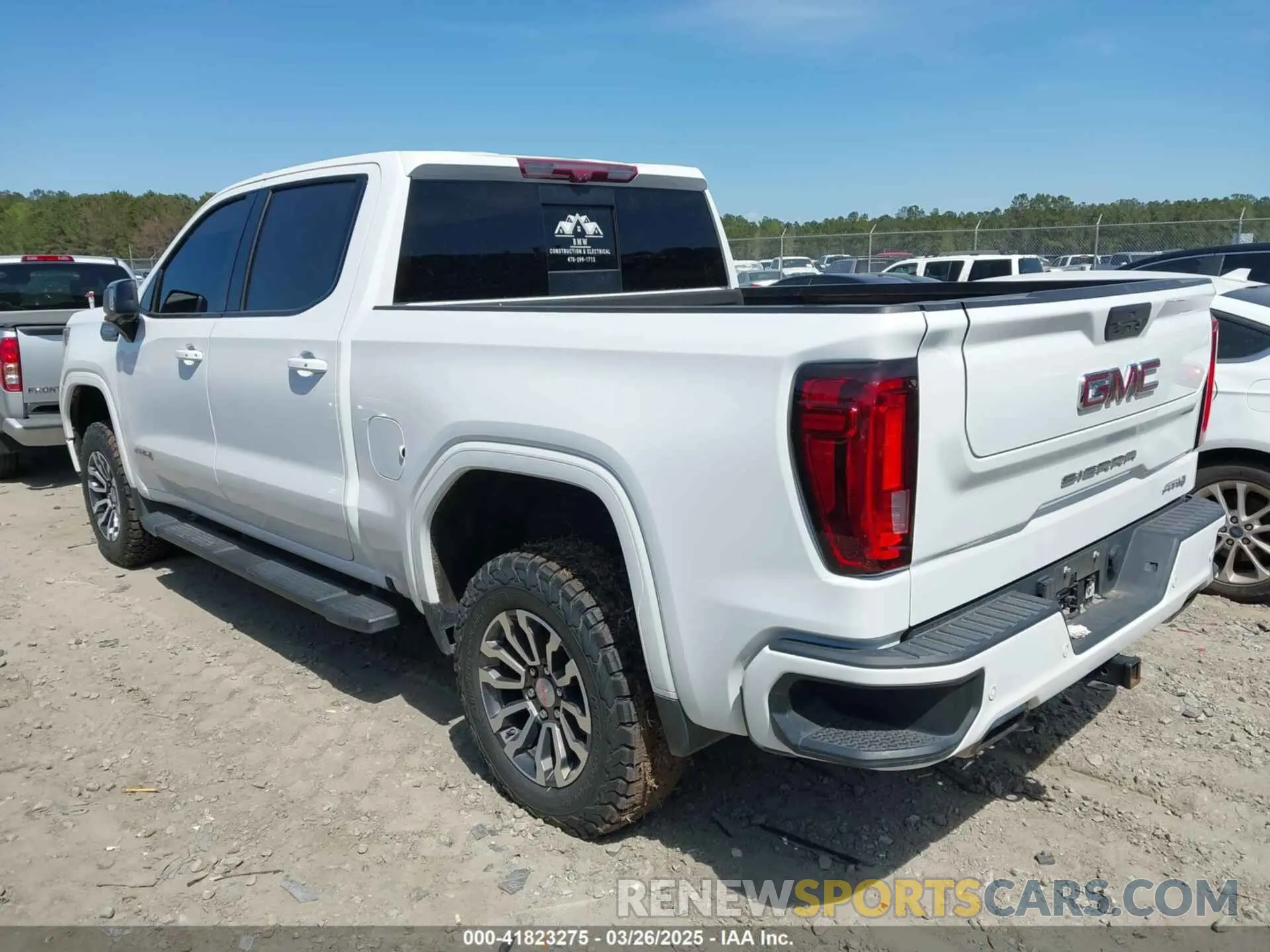 3 Photograph of a damaged car 1GTP9EEL1LZ288888 GMC SIERRA 1500 2020